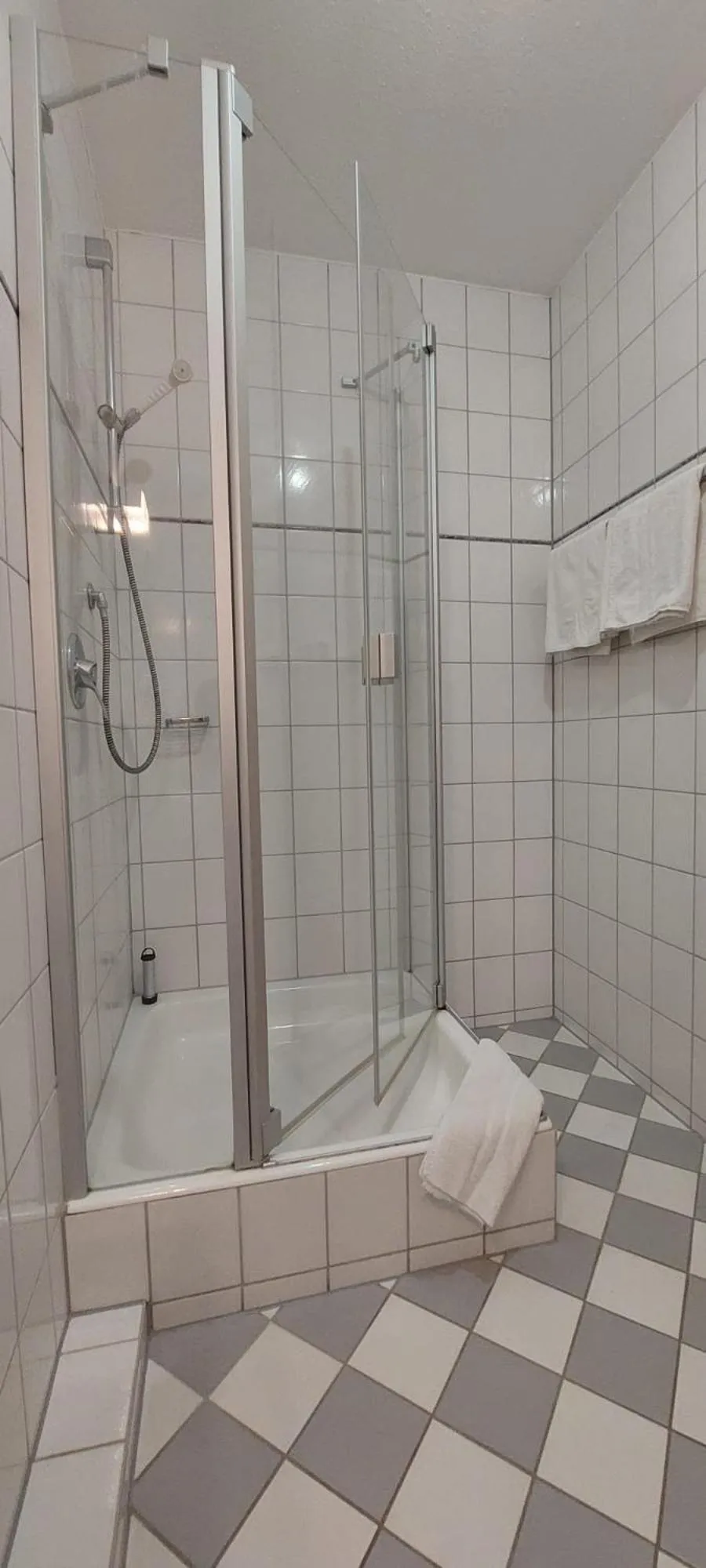 Bathroom in Hotel-Restaurant Kreuzhuber