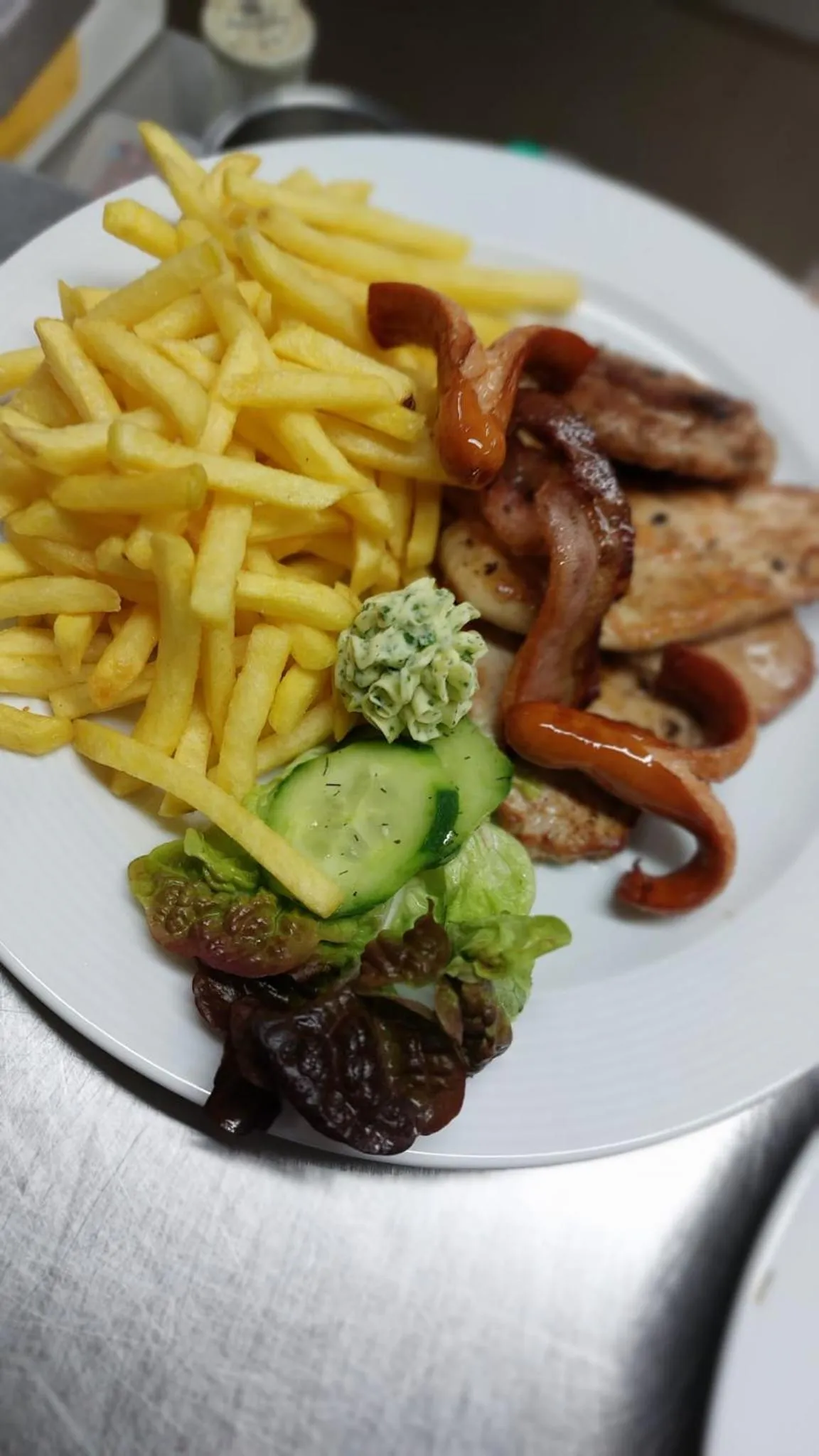 Restaurant/places to eat in Hotel-Restaurant Kreuzhuber