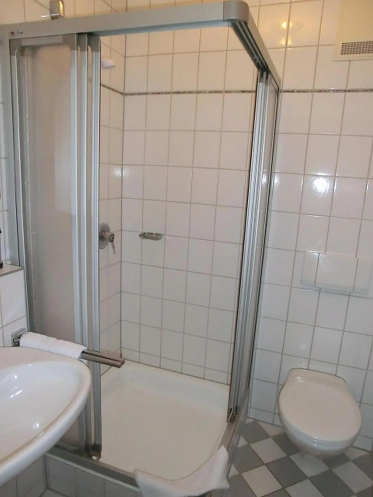 Bathroom in Hotel-Restaurant Kreuzhuber