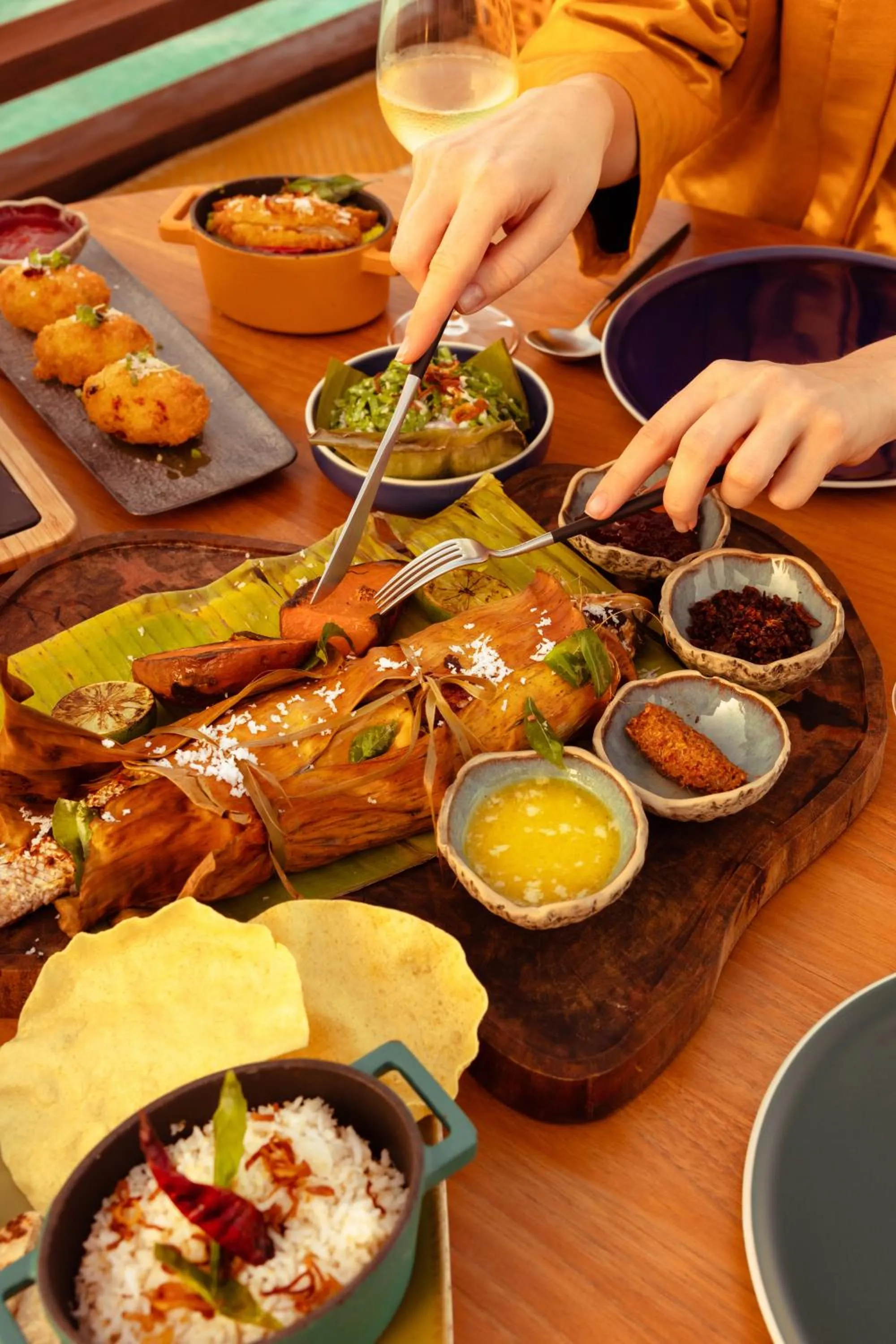 Restaurant/places to eat in The Standard, Huruvalhi Maldives