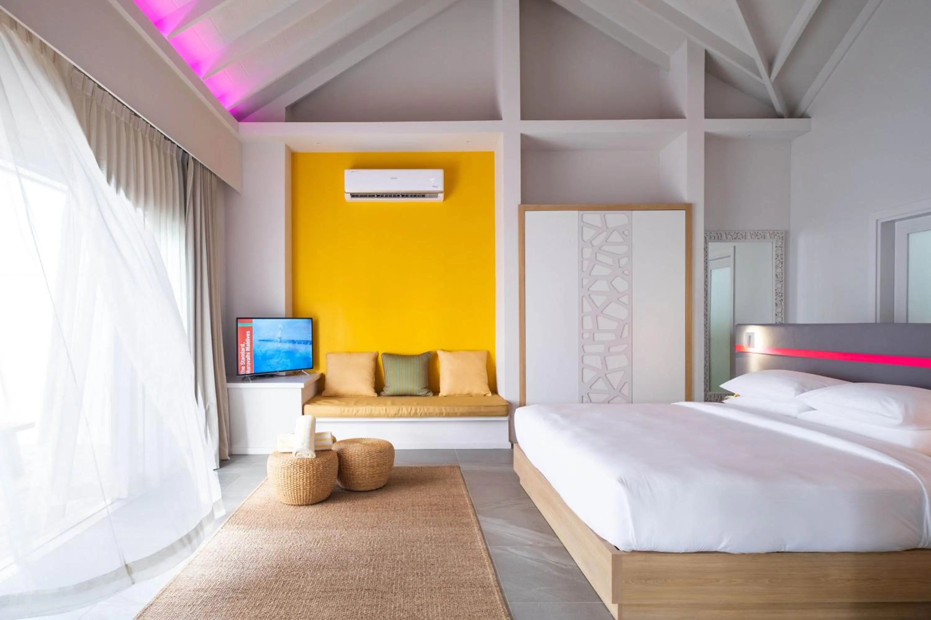 Bed in The Standard, Huruvalhi Maldives