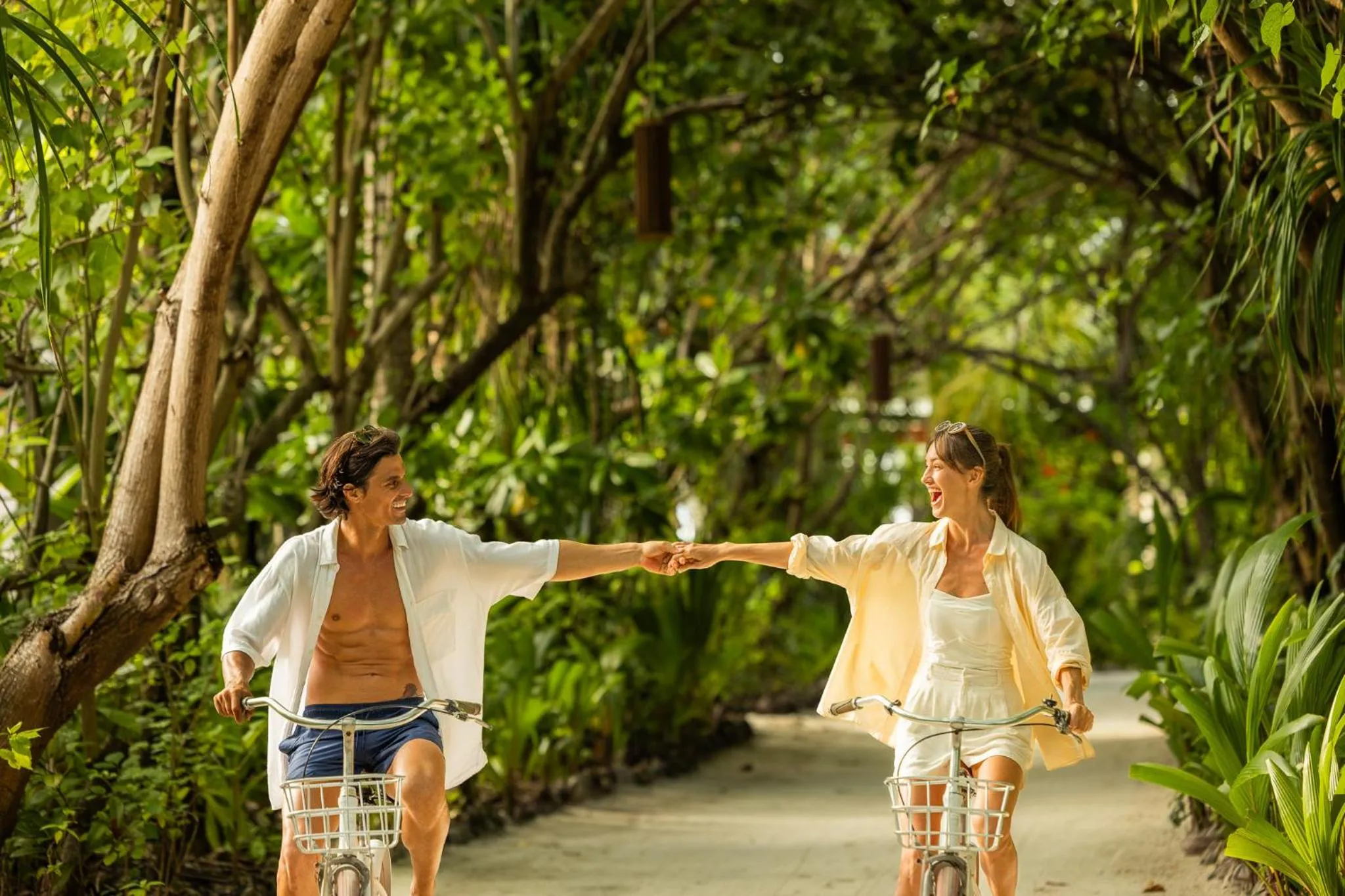 Cycling in The Standard, Huruvalhi Maldives