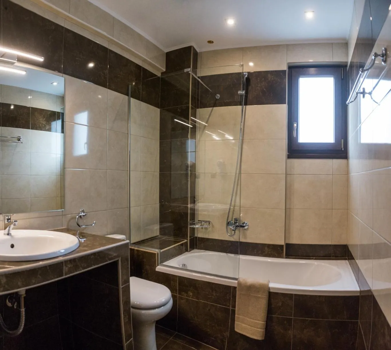 Bathroom in La Suite Boutique Hotel & Spa