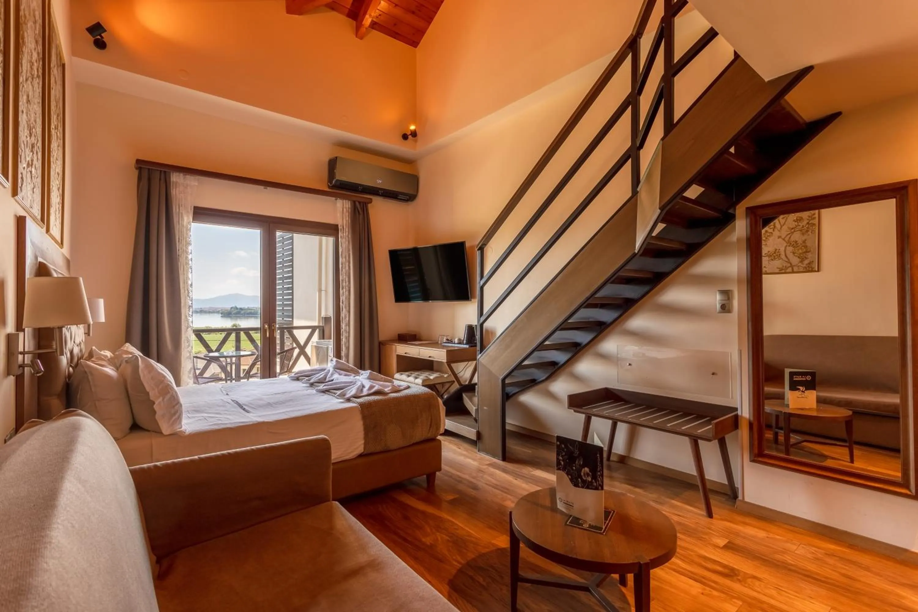 Bedroom, Bed in La Suite Boutique Hotel & Spa