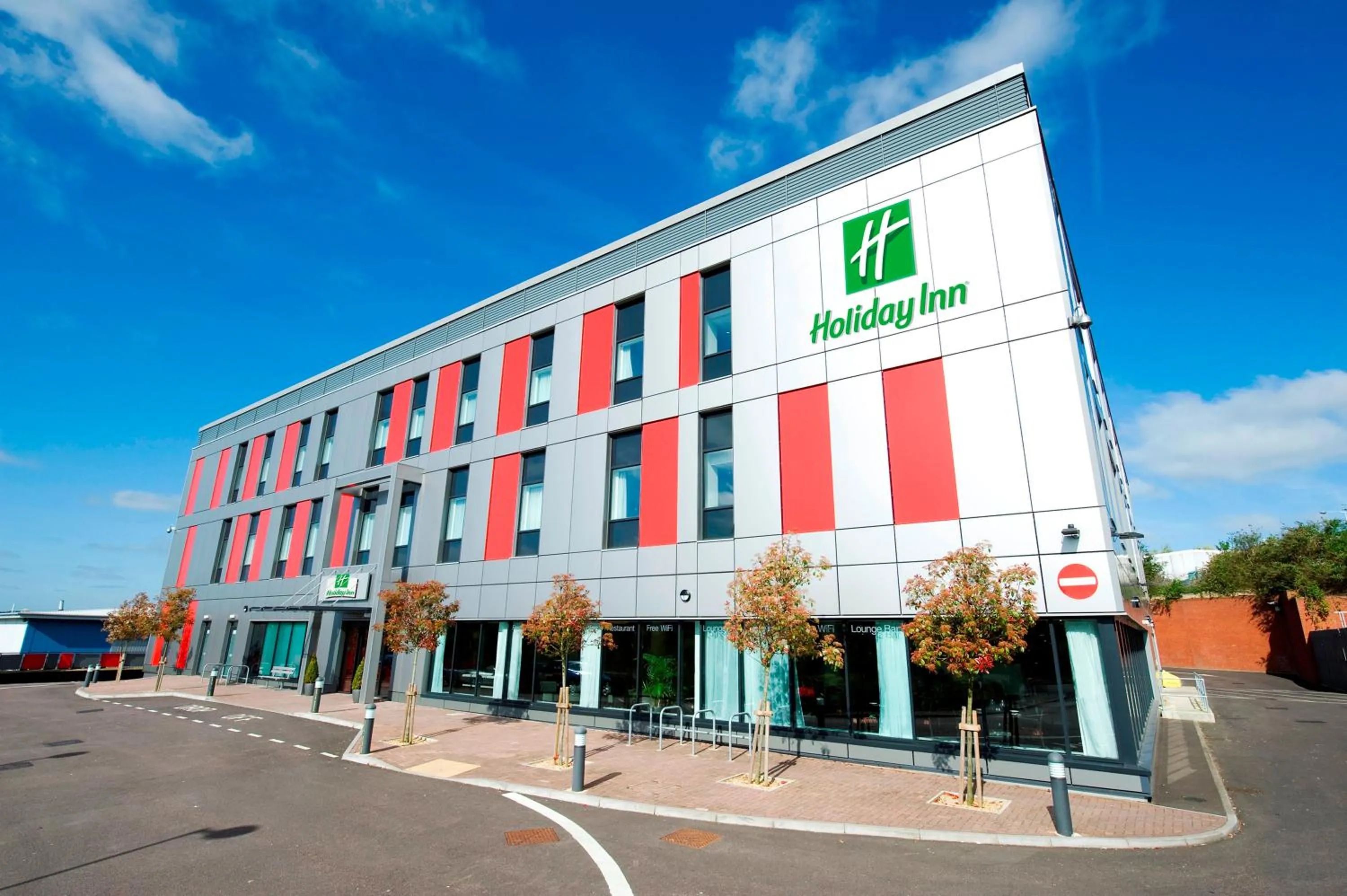 Property building in Holiday Inn London Luton Airport by IHG