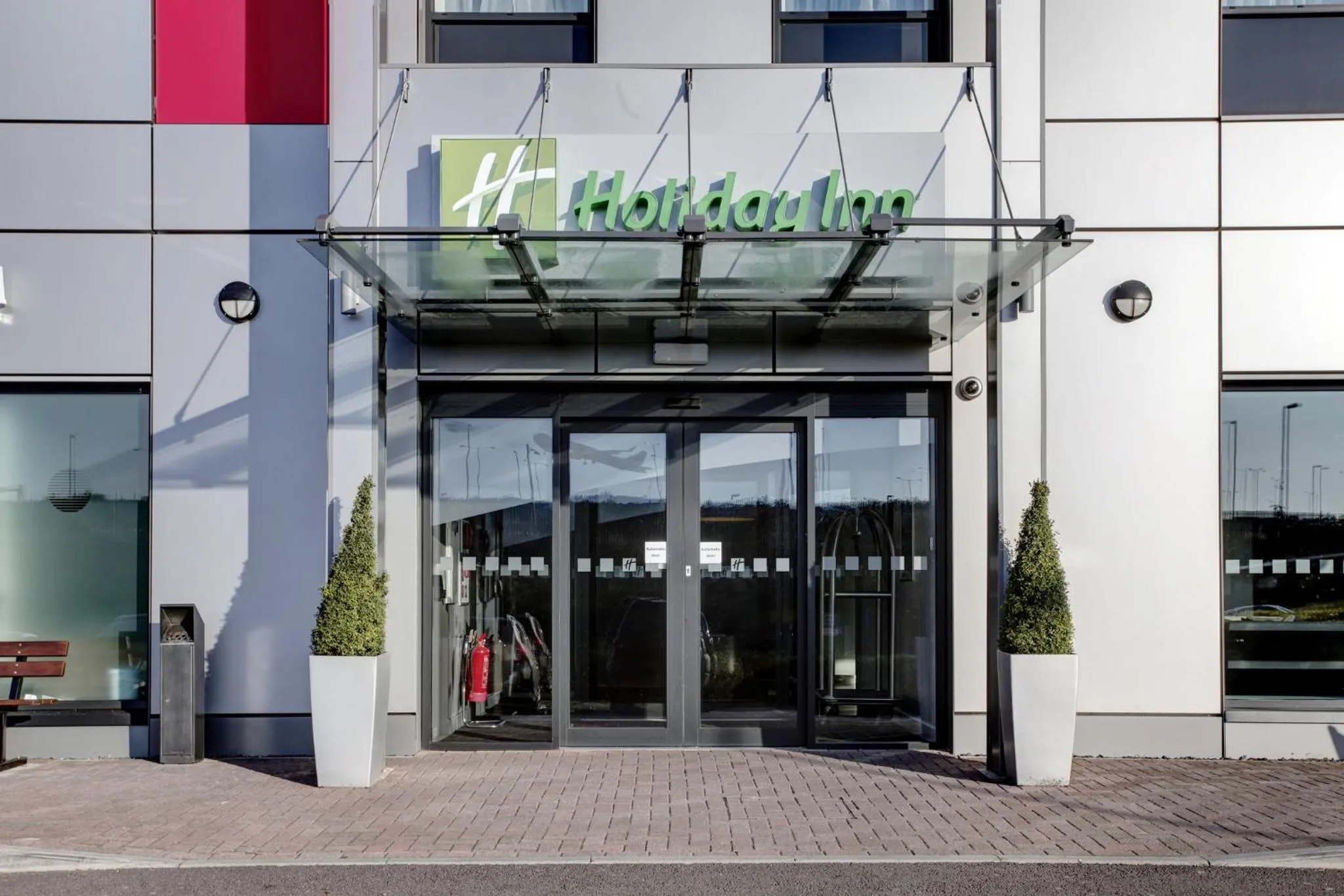 Property building in Holiday Inn London Luton Airport by IHG