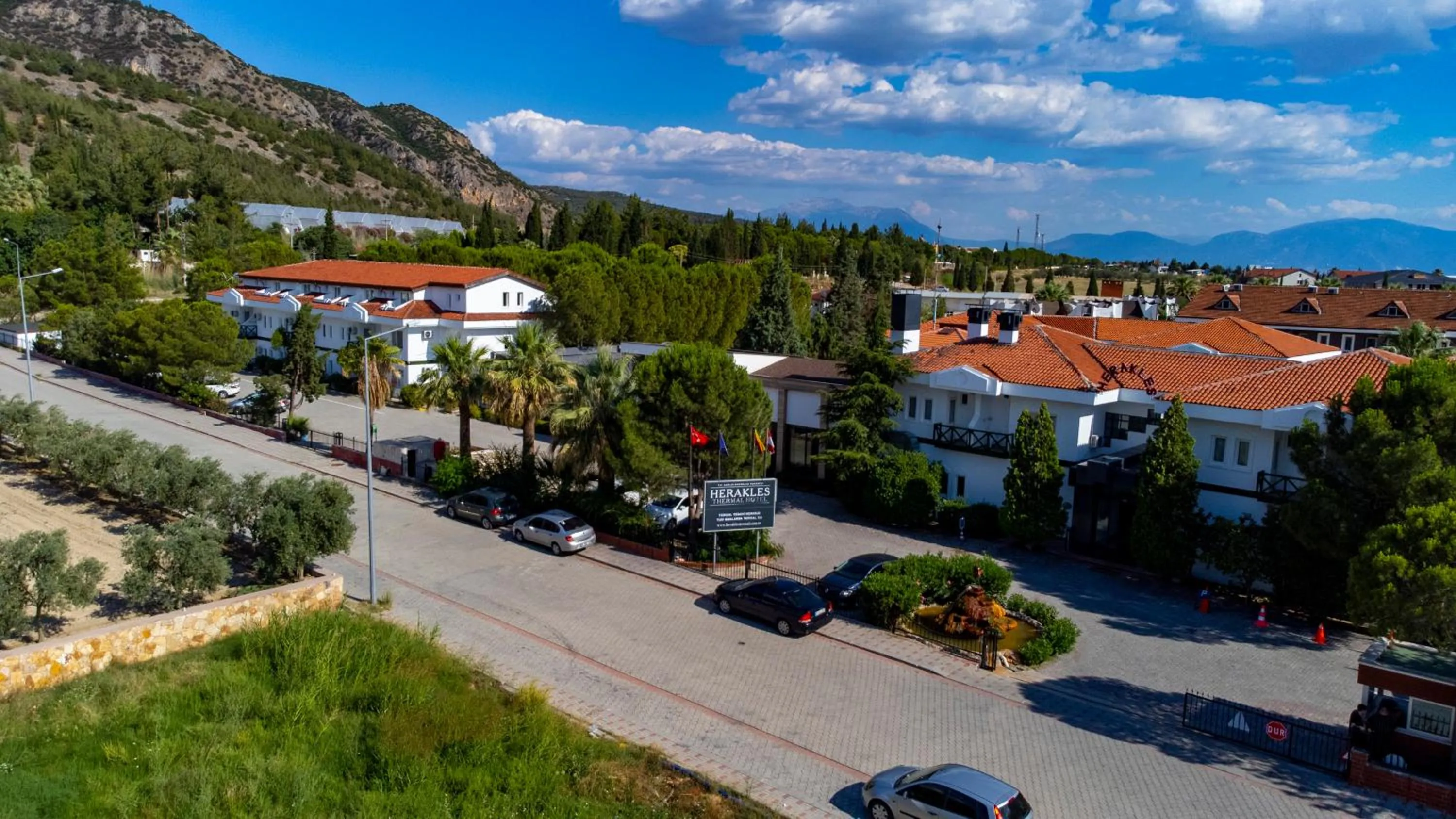 Facade/entrance in Herakles Thermal Hotel