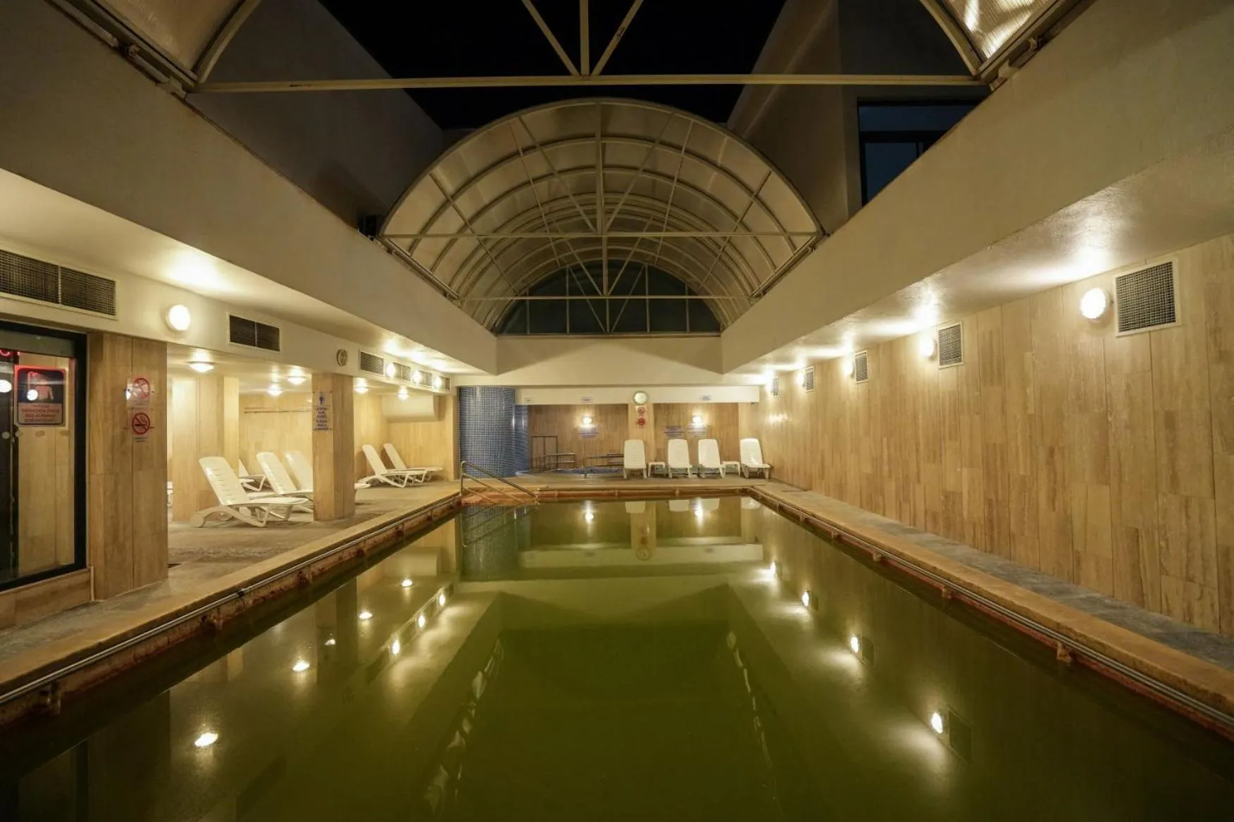 Swimming pool in Herakles Thermal Hotel