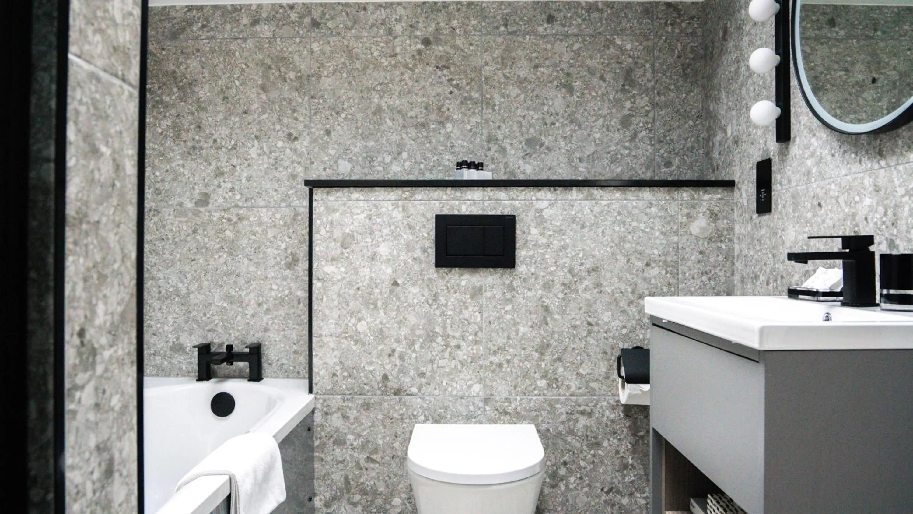 Toilet in The Pillar Hotel