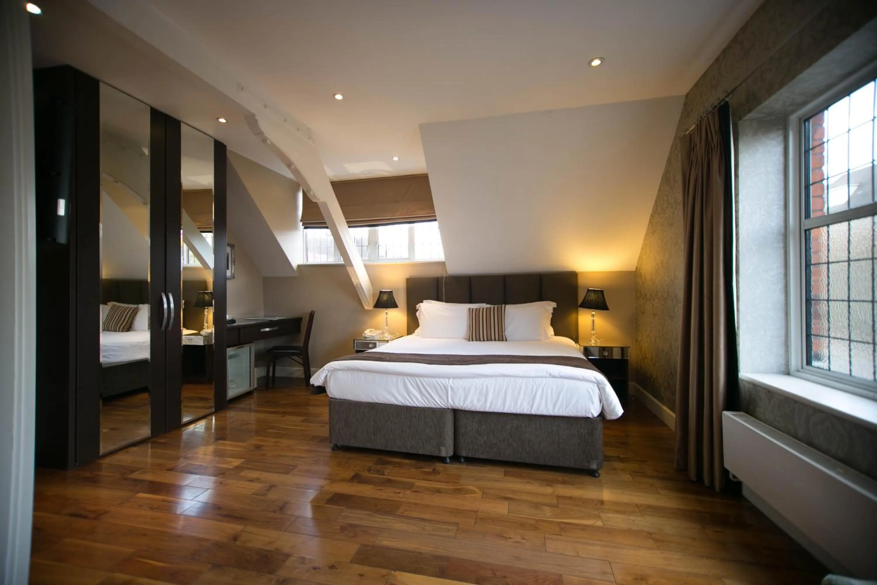 Bed in The Pillar Hotel