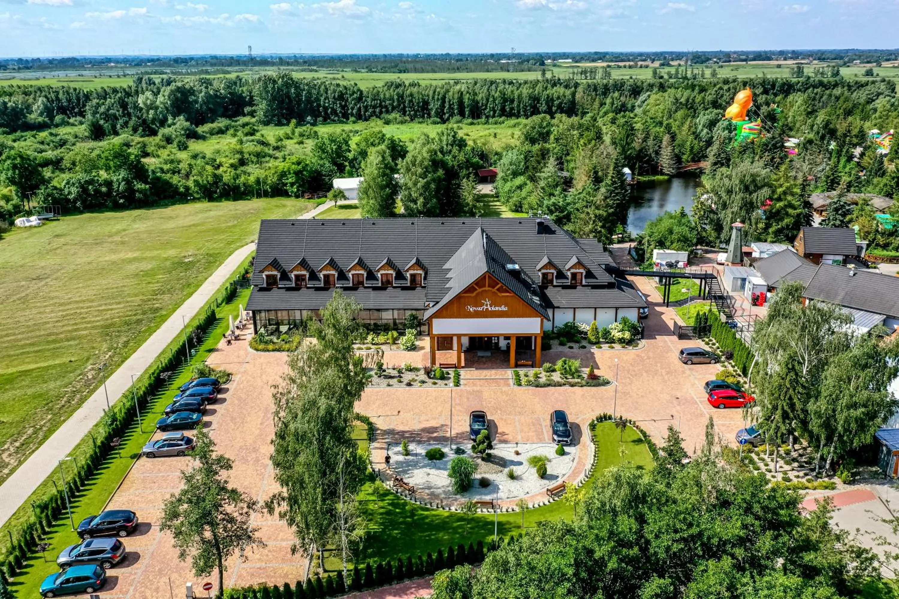 Parking in Hotel Nowa Holandia