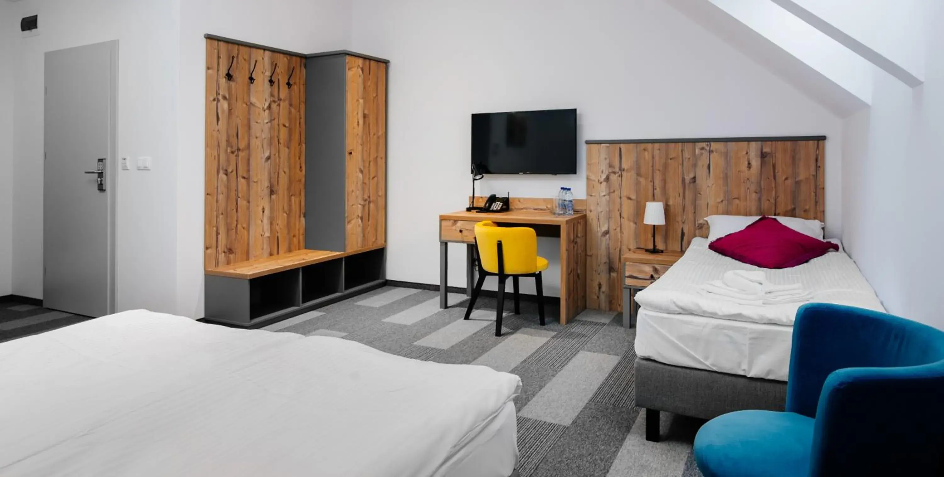 Double Room with Extra Bed in Hotel Nowa Holandia Double Room with Extra Bed in Hotel Nowa Holandia