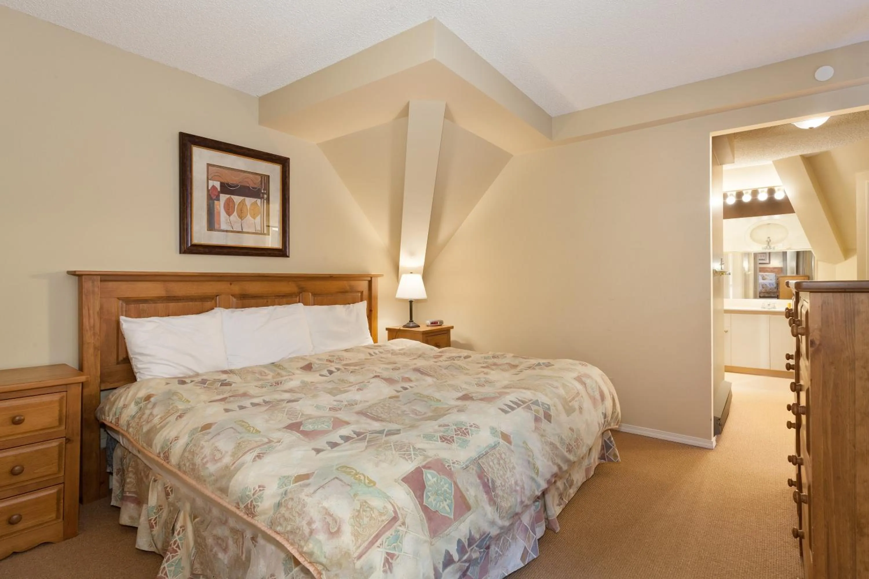 Bedroom, Bed in The Marquise by Whistler Premier