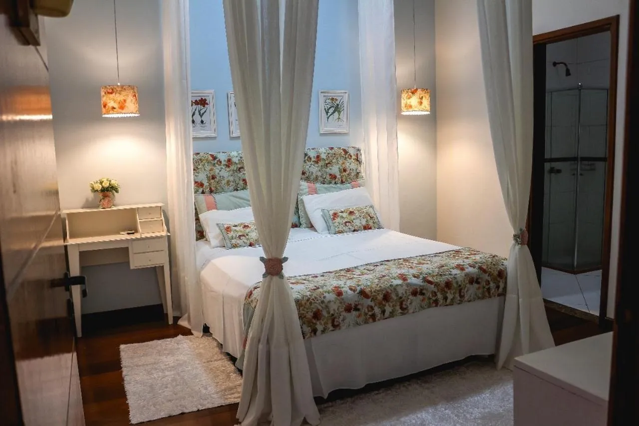 Bed in Hotel Pousada Chalé das Flores