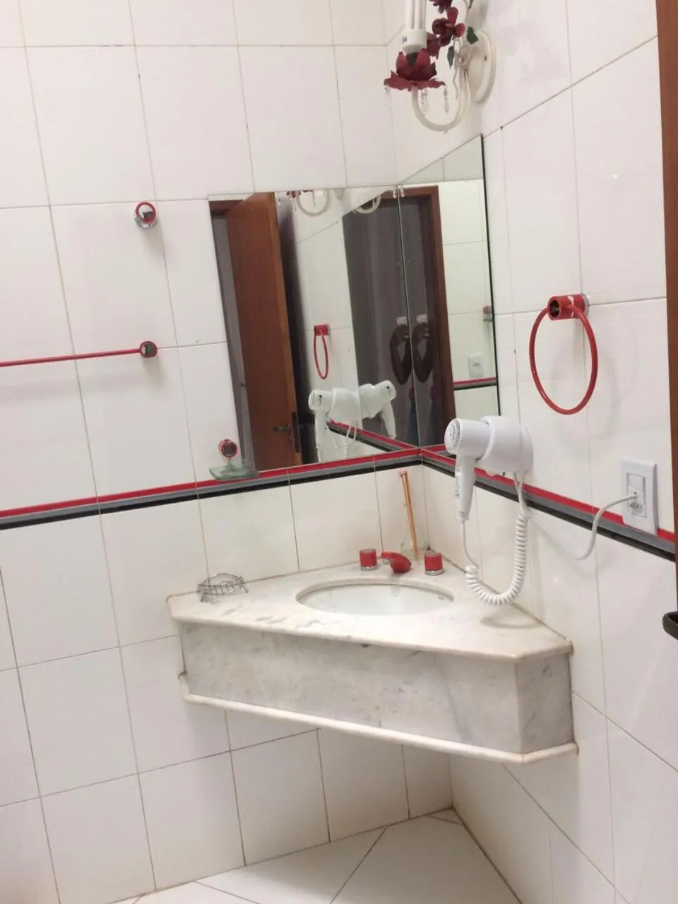 Hotel Pousada Chalé das Flores