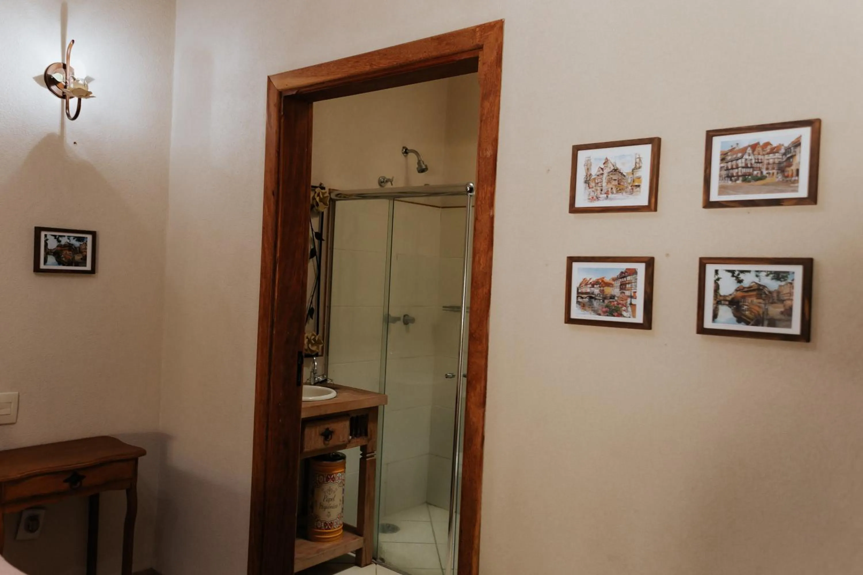 Hotel Pousada Chalé das Flores