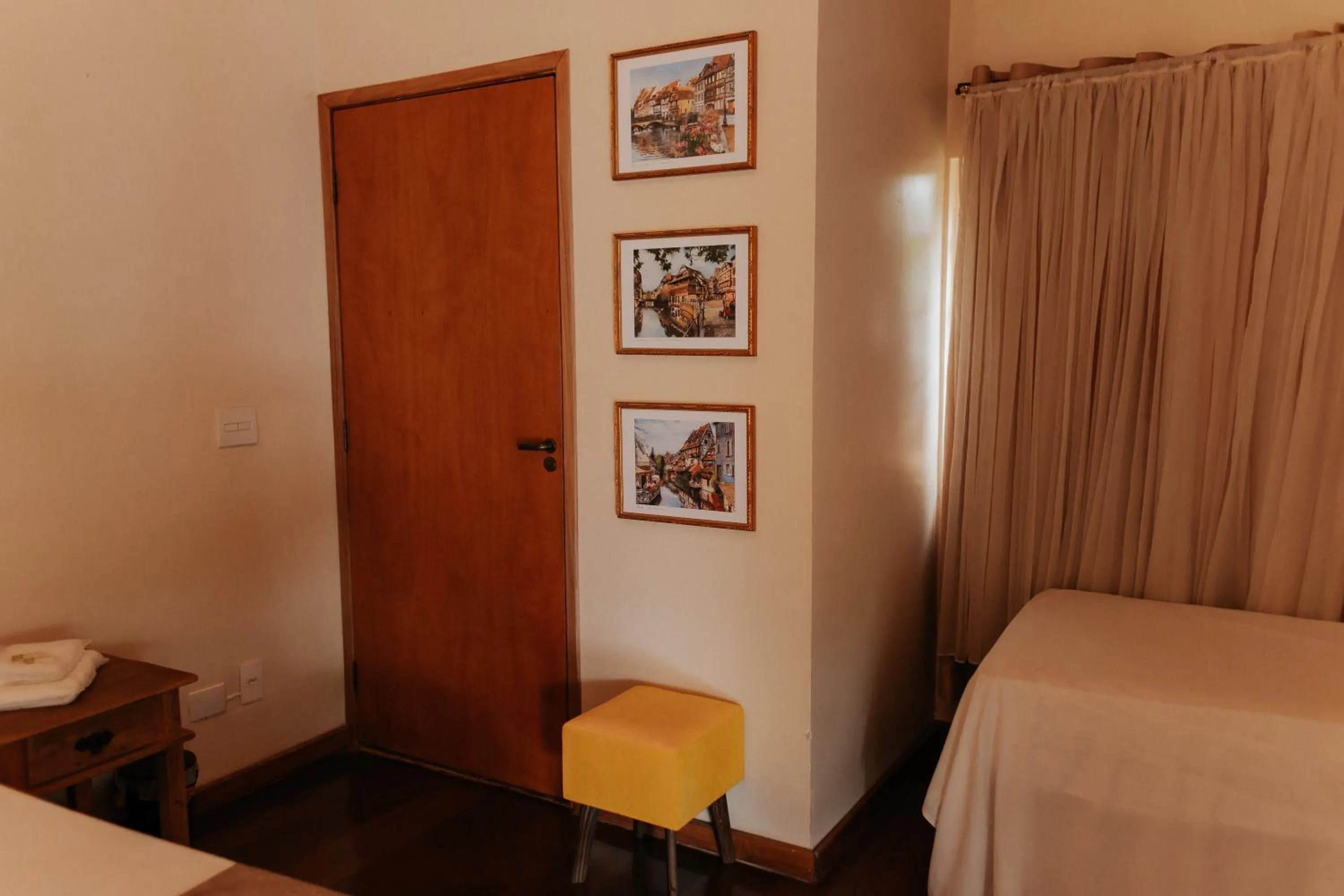 Bed in Hotel Pousada Chalé das Flores