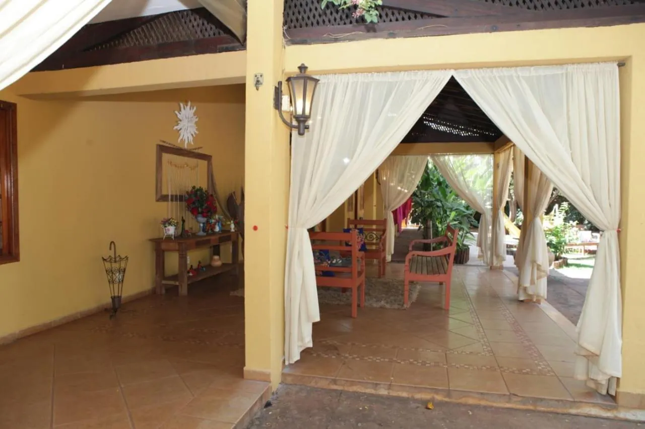 Hotel Pousada Chalé das Flores