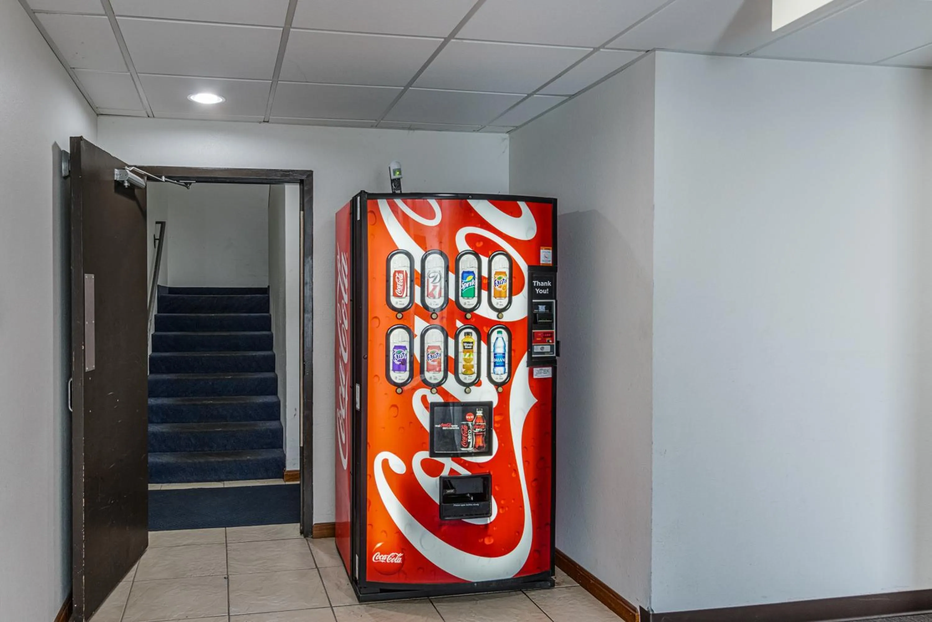 vending machine in Motel 6-Urbana, IL