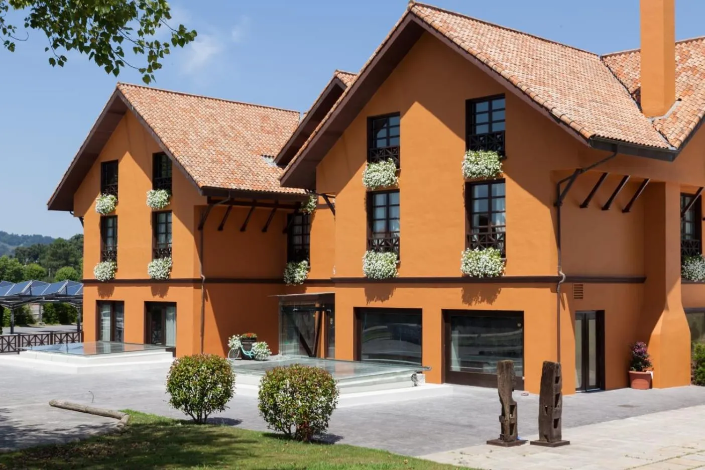 Property building in Hotel The Park Derio
