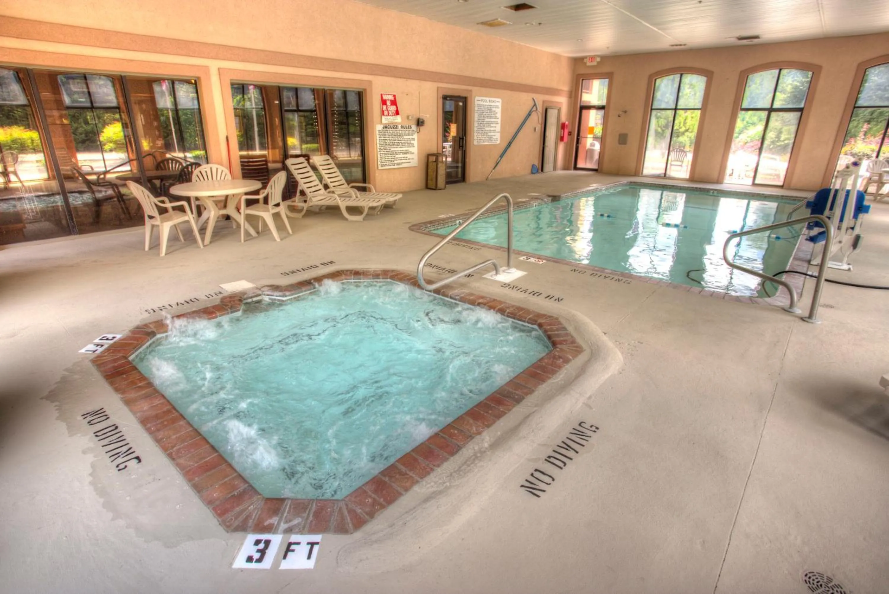 Hot Tub in Budgetel Inn and Suites Plus Helen