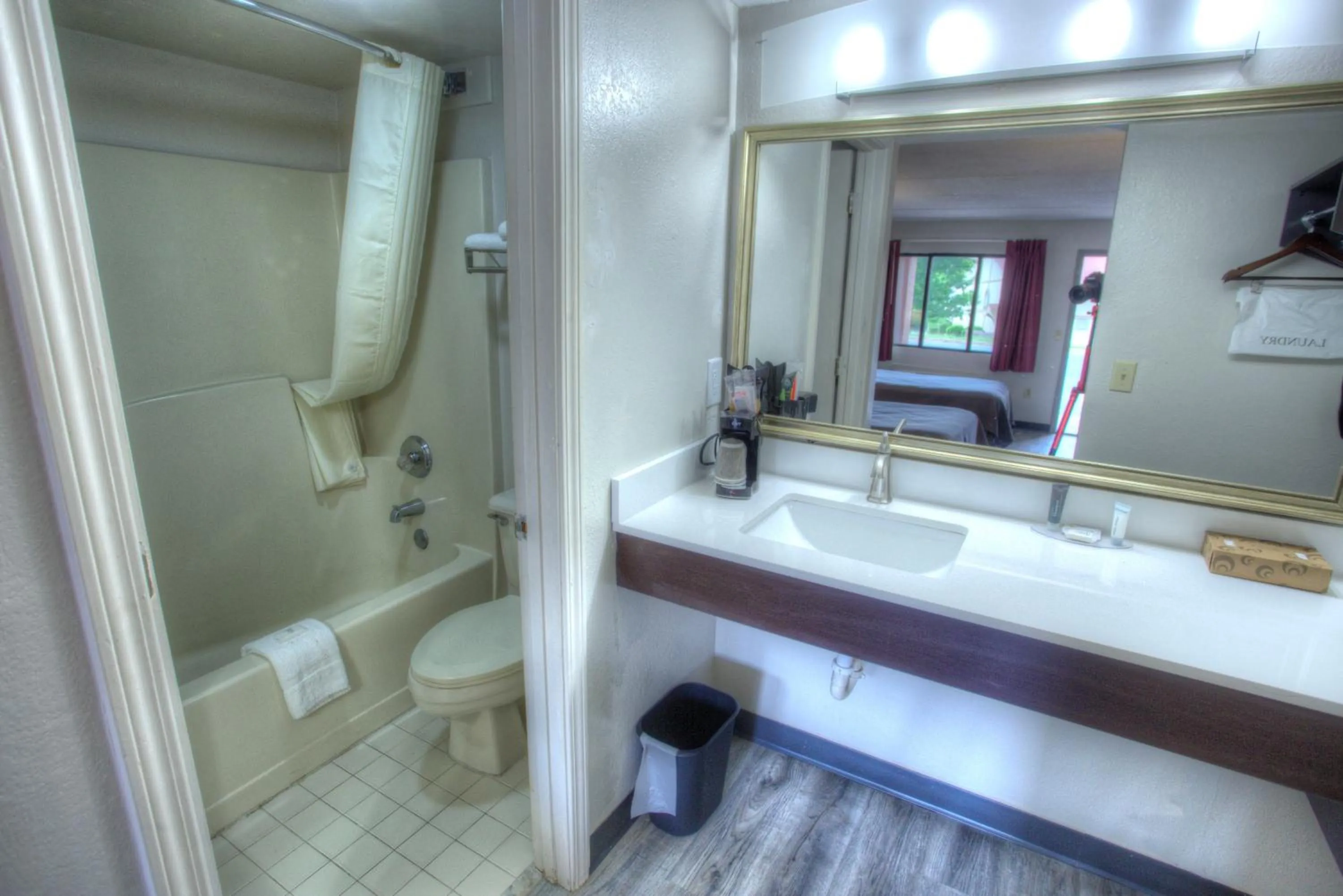 Bathroom in Budgetel Inn and Suites Plus Helen