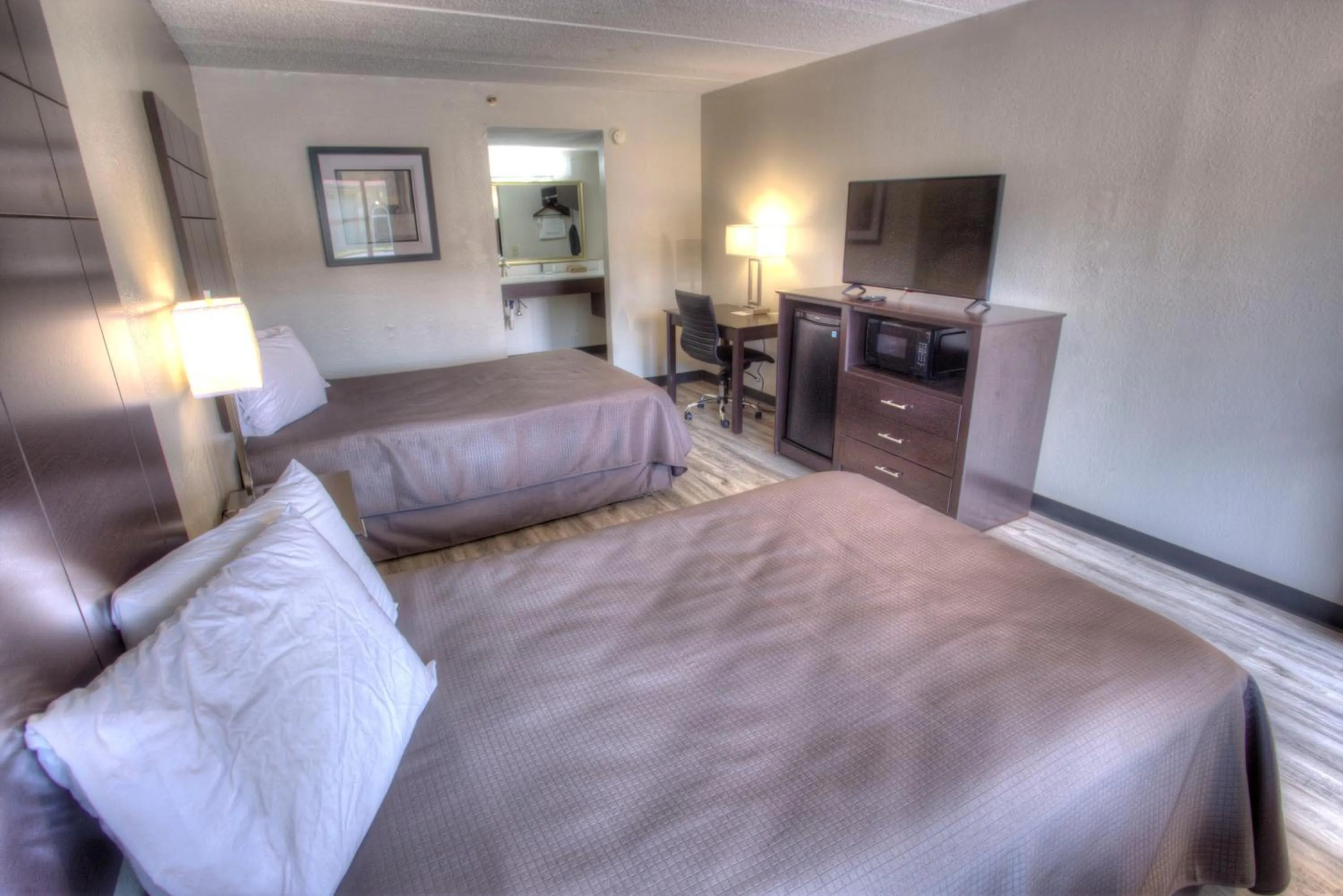 Photo of the whole room in Budgetel Inn and Suites Plus Helen