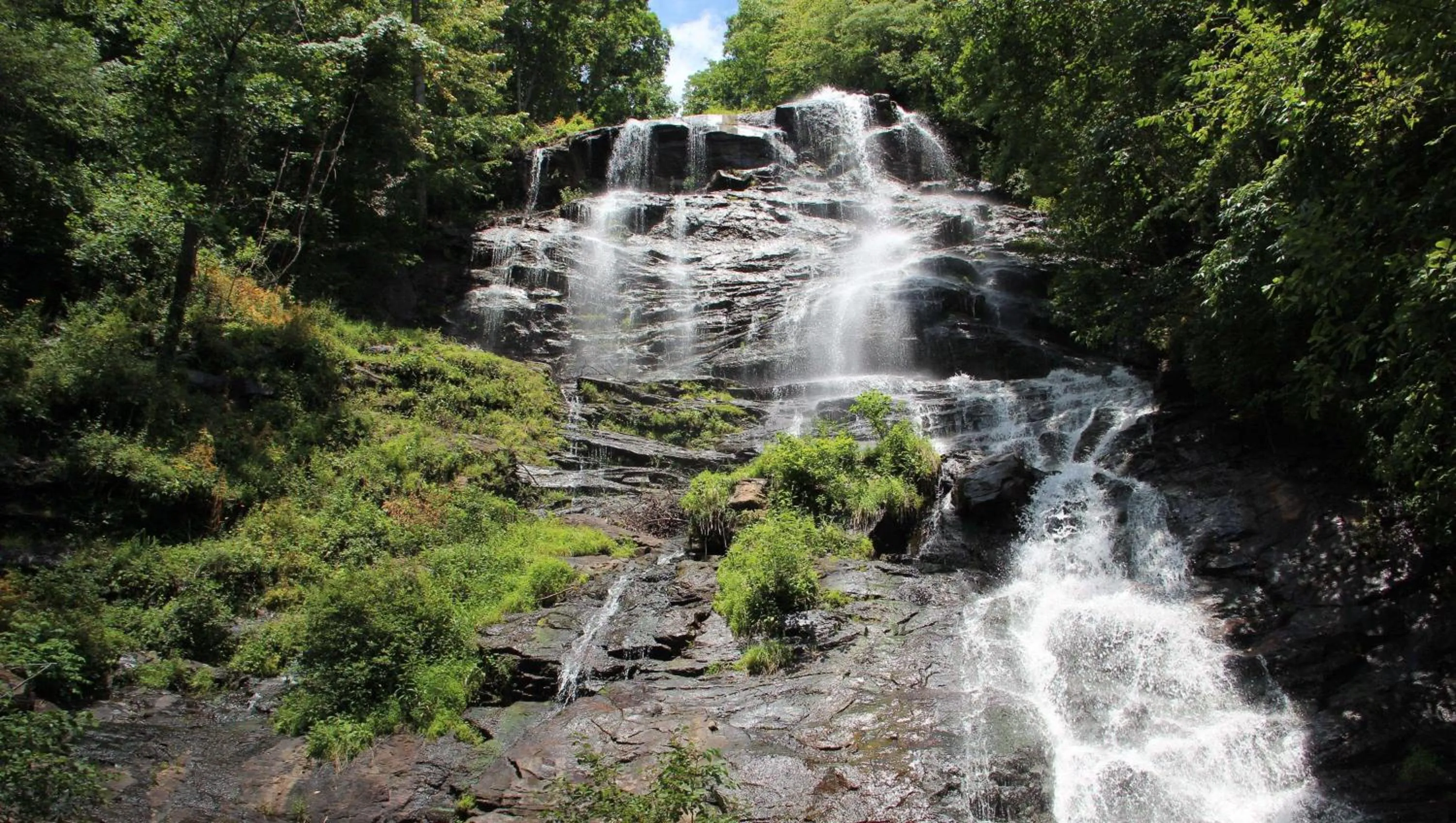 Nearby landmark in Stratford Motor Inn East Ellijay