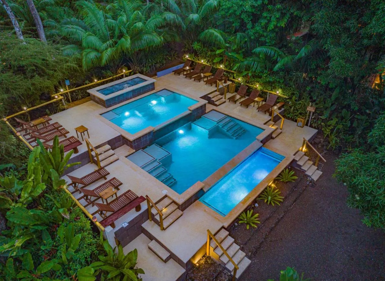 Hot Tub in Copa De Arbol Beach & Rainforest Resort