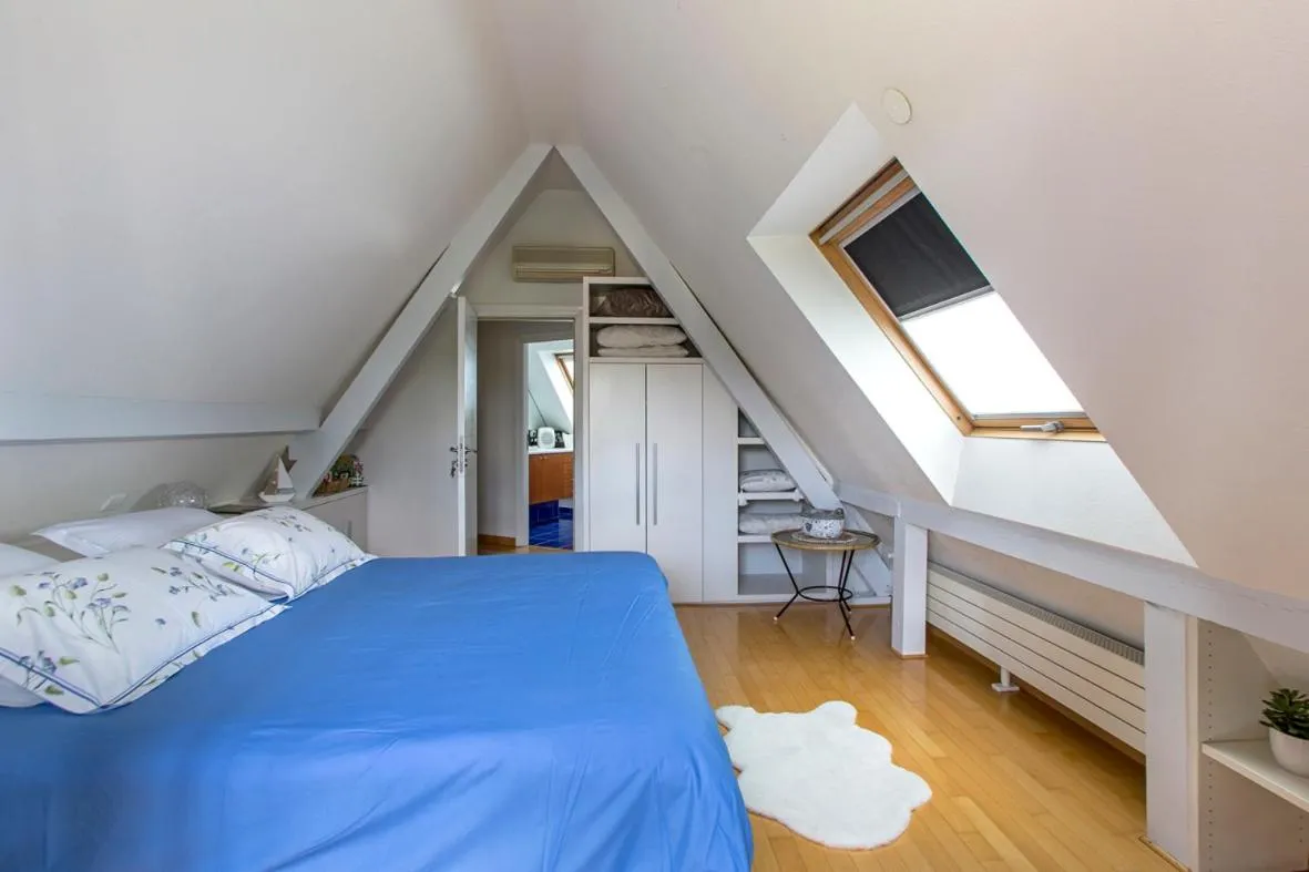 TV and multimedia in Chênes