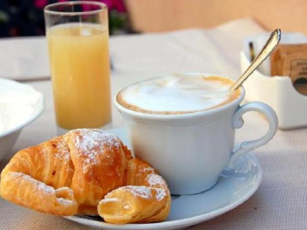 Breakfast in Approdo 36