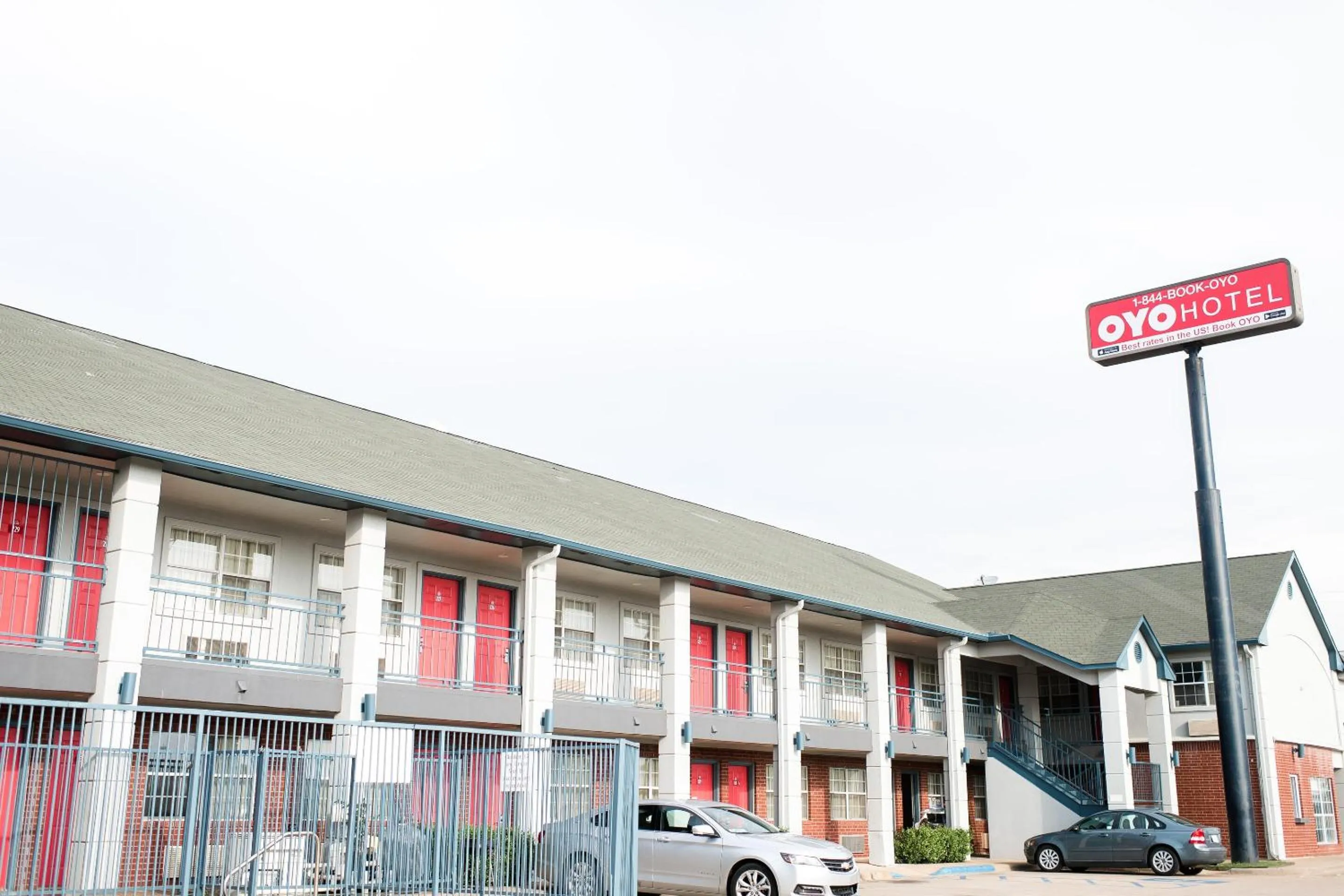 Facade/entrance in OYO Hotel Wichita Falls I-44 Sheppard Airforce