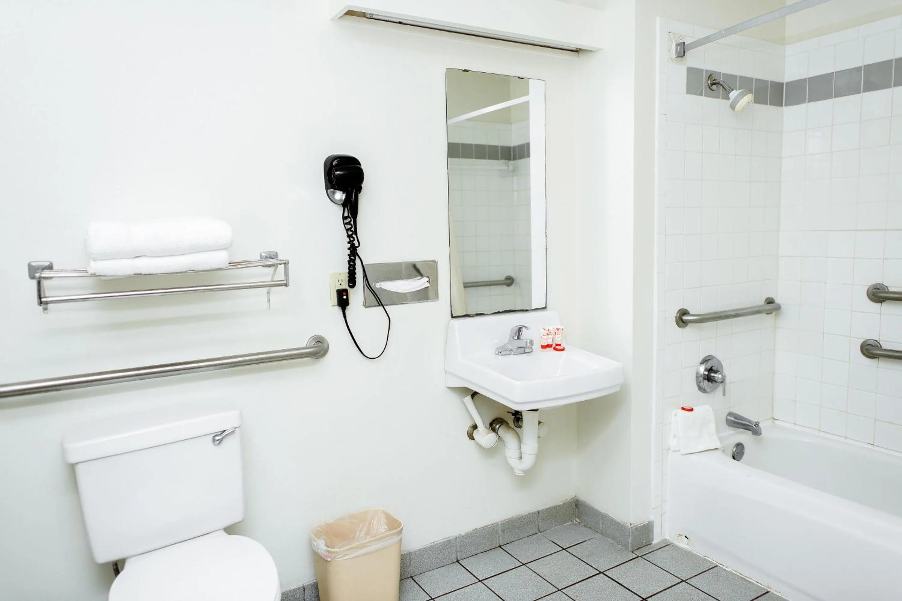 Bathroom in OYO Hotel Wichita Falls I-44 Sheppard Airforce