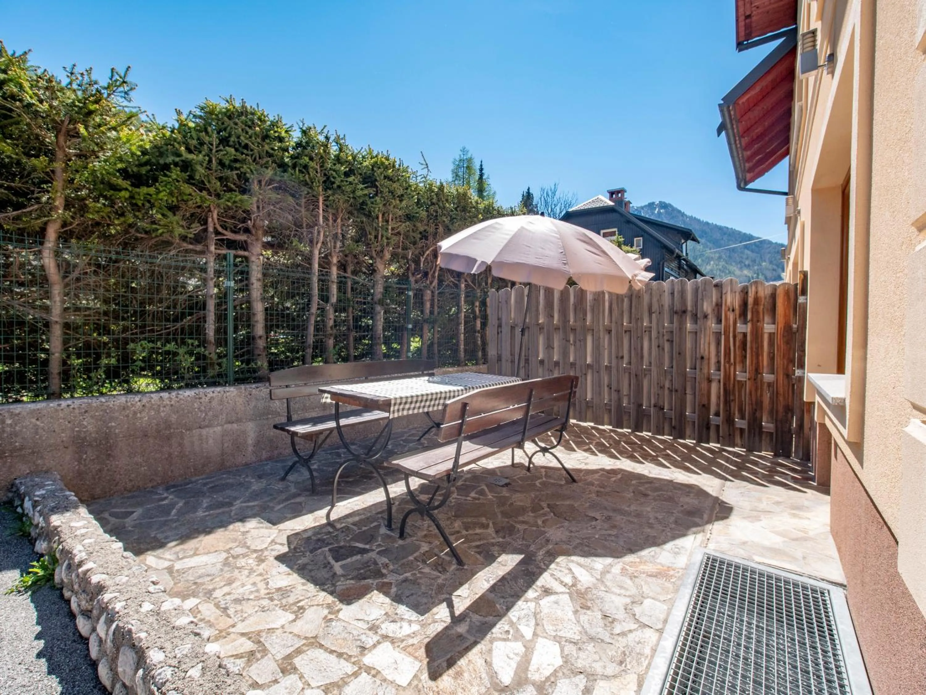 Balcony/Terrace in Berghi Hotel and Apartments