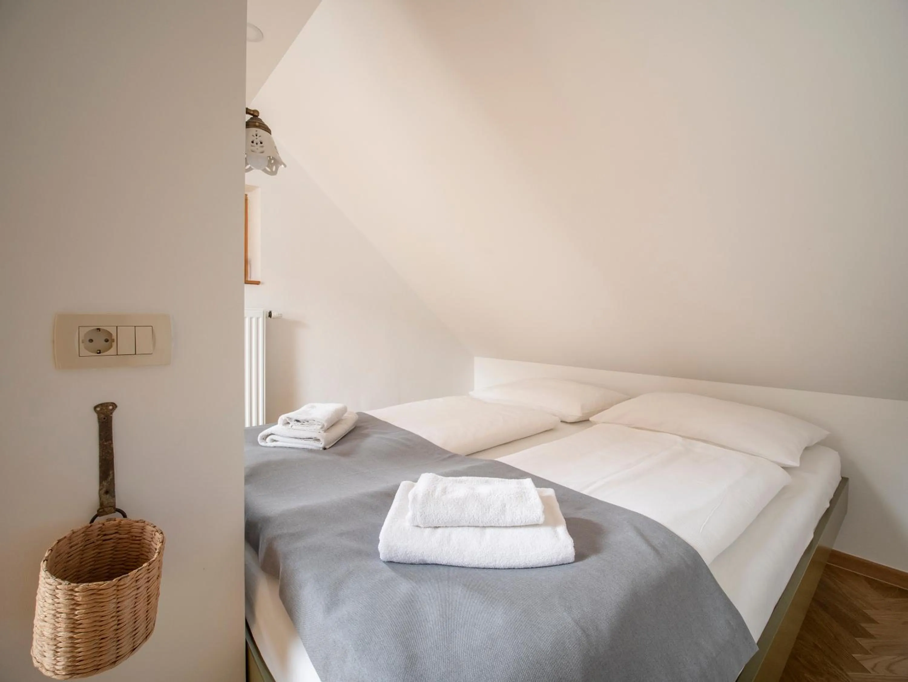 Bedroom, Bed in Berghi Hotel and Apartments