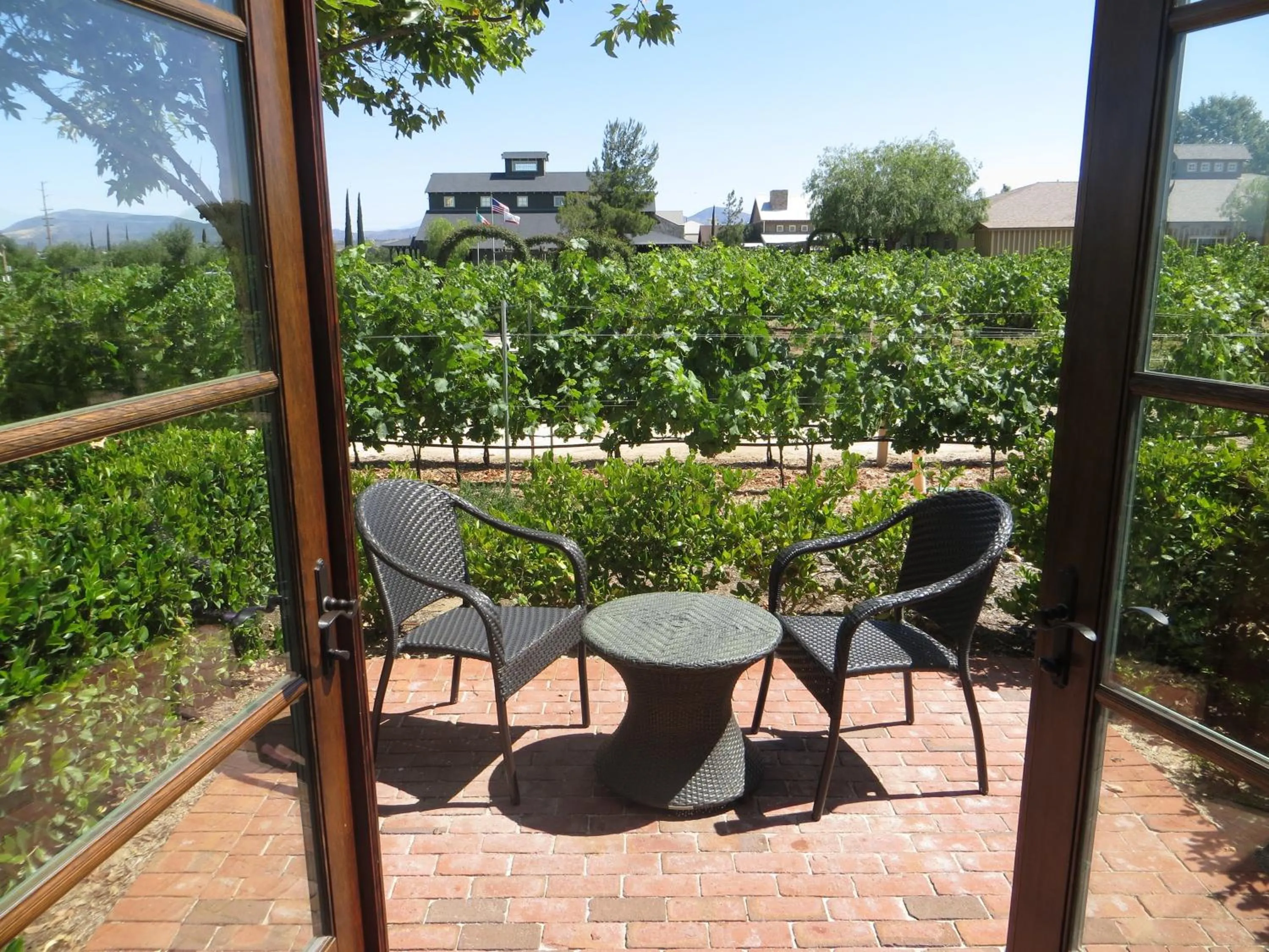 Patio in Ponte Vineyard Inn