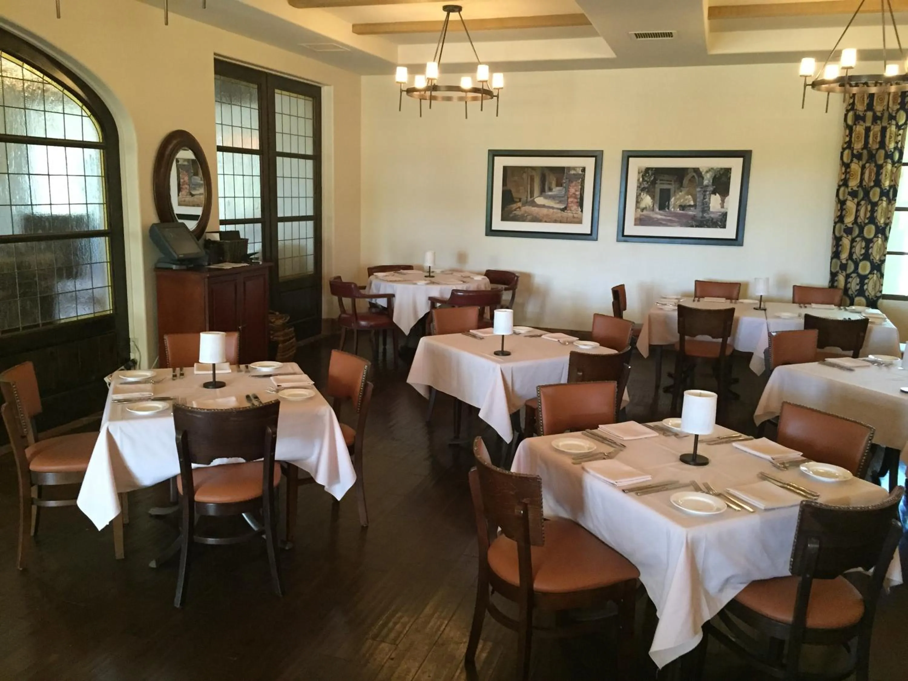 Restaurant/places to eat in Ponte Vineyard Inn