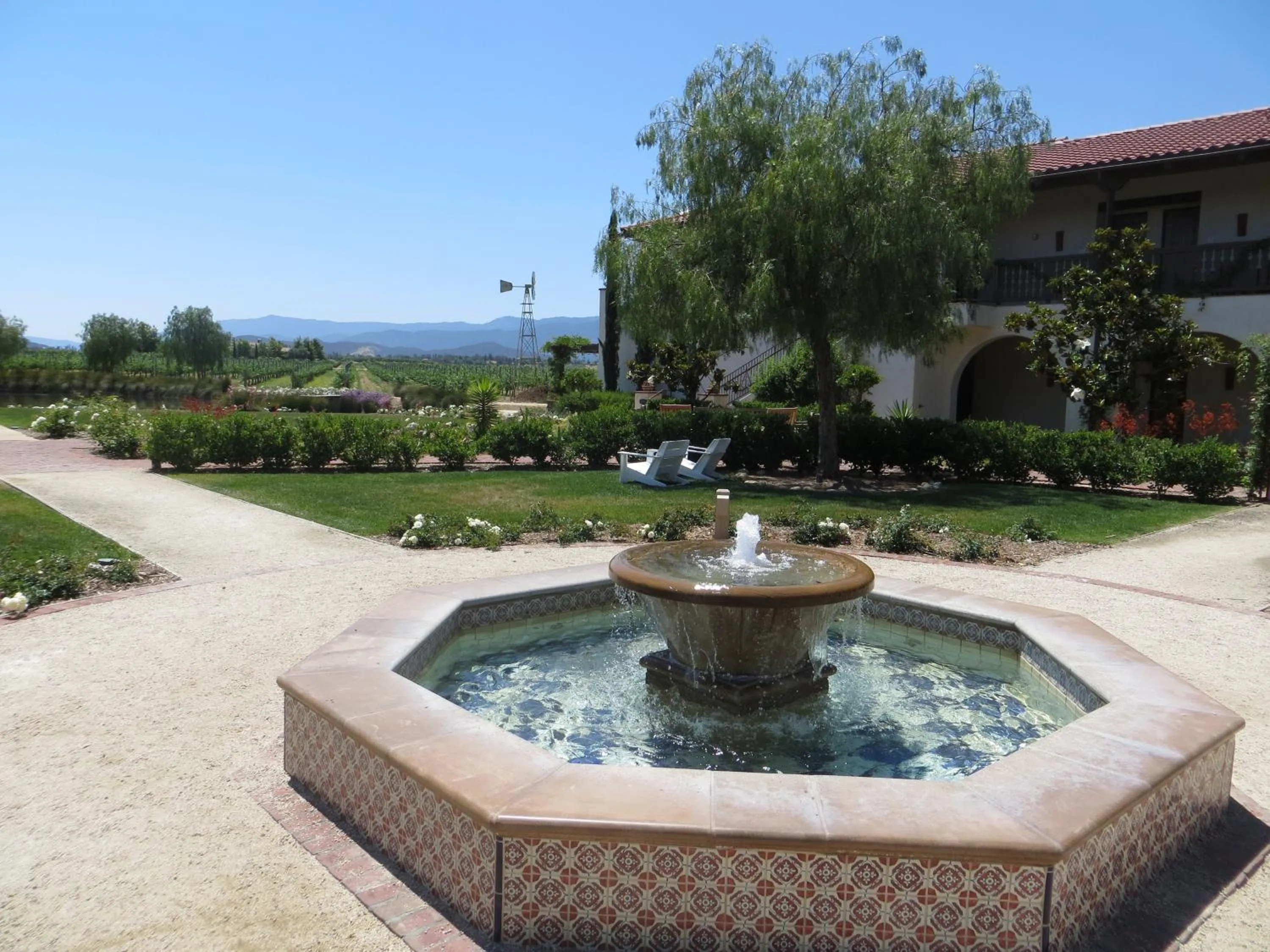 Decorative detail in Ponte Vineyard Inn