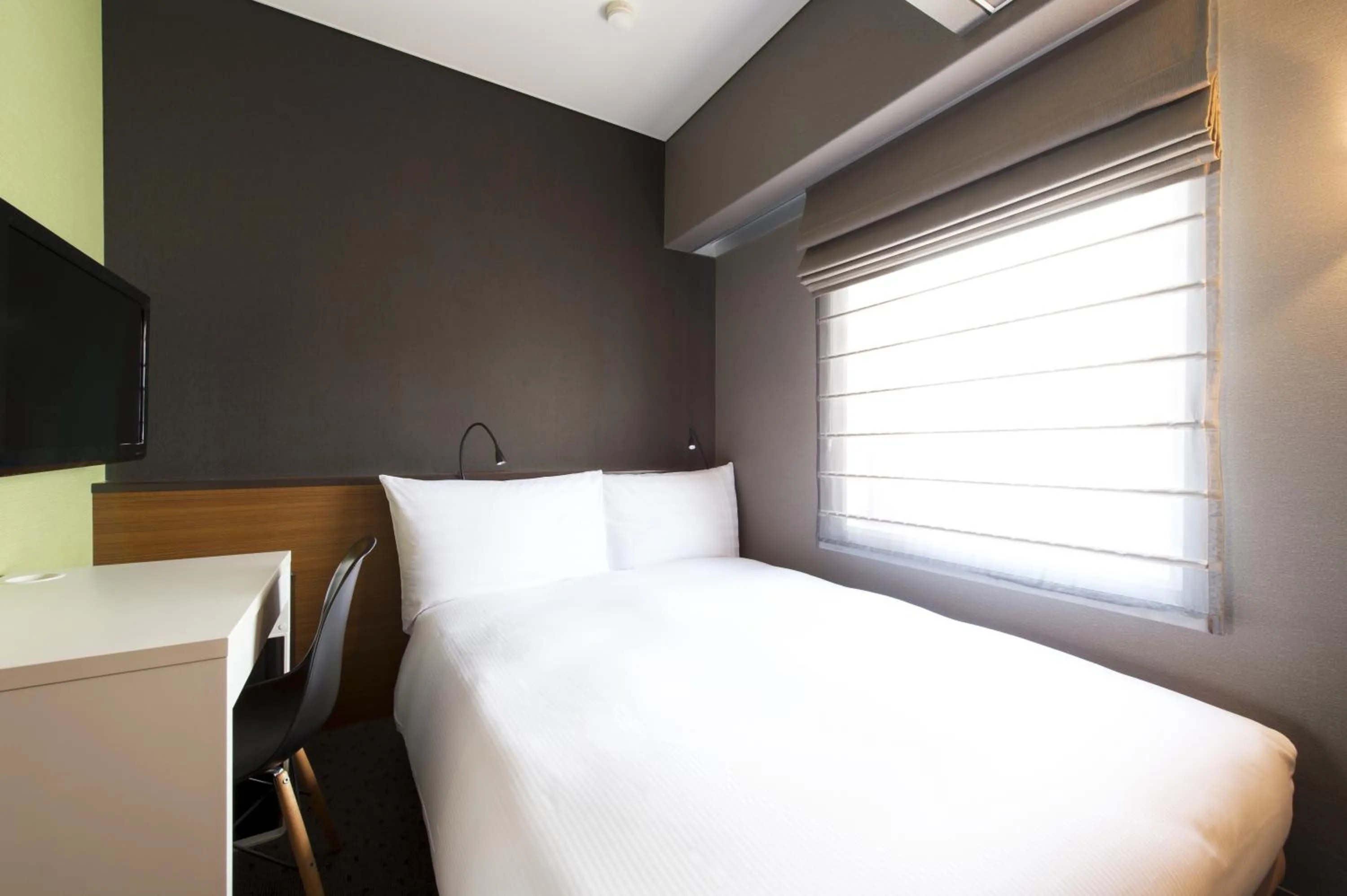 Photo of the whole room, Bed in Agora Place Tokyo Asakusa