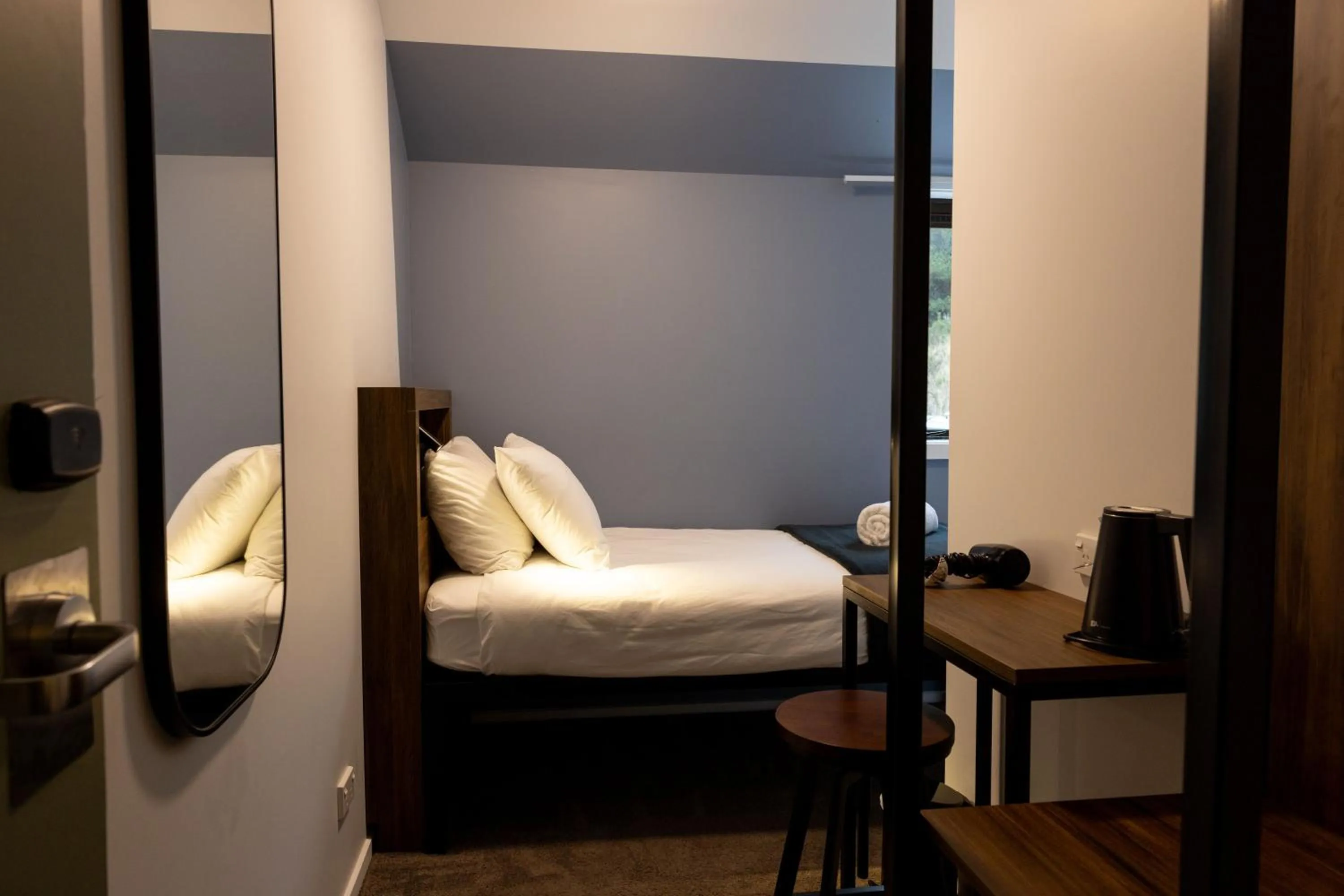 Bed in Haka House Queenstown Lakefront