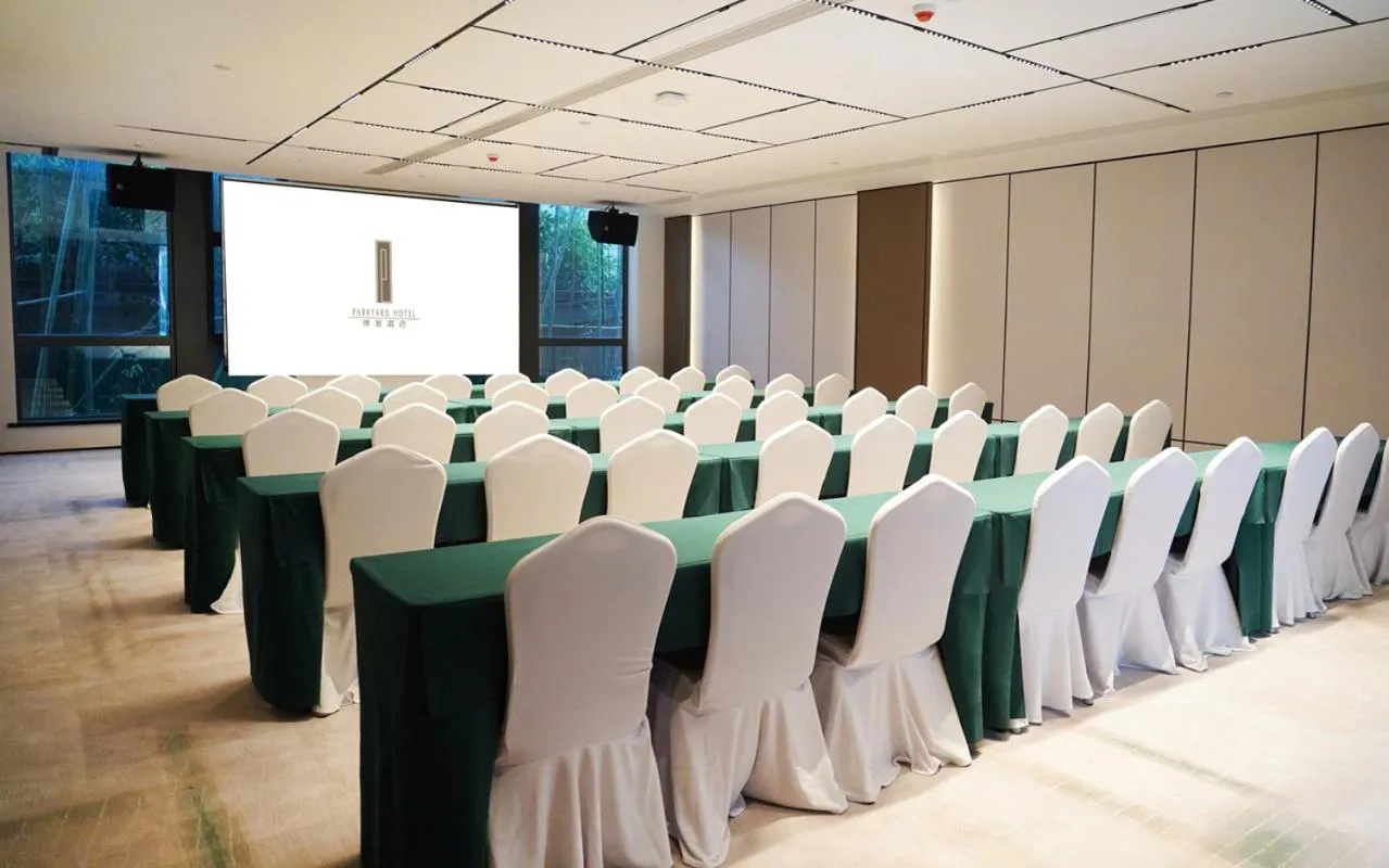 Meeting/conference room in Shanghai Parkyard Hotel