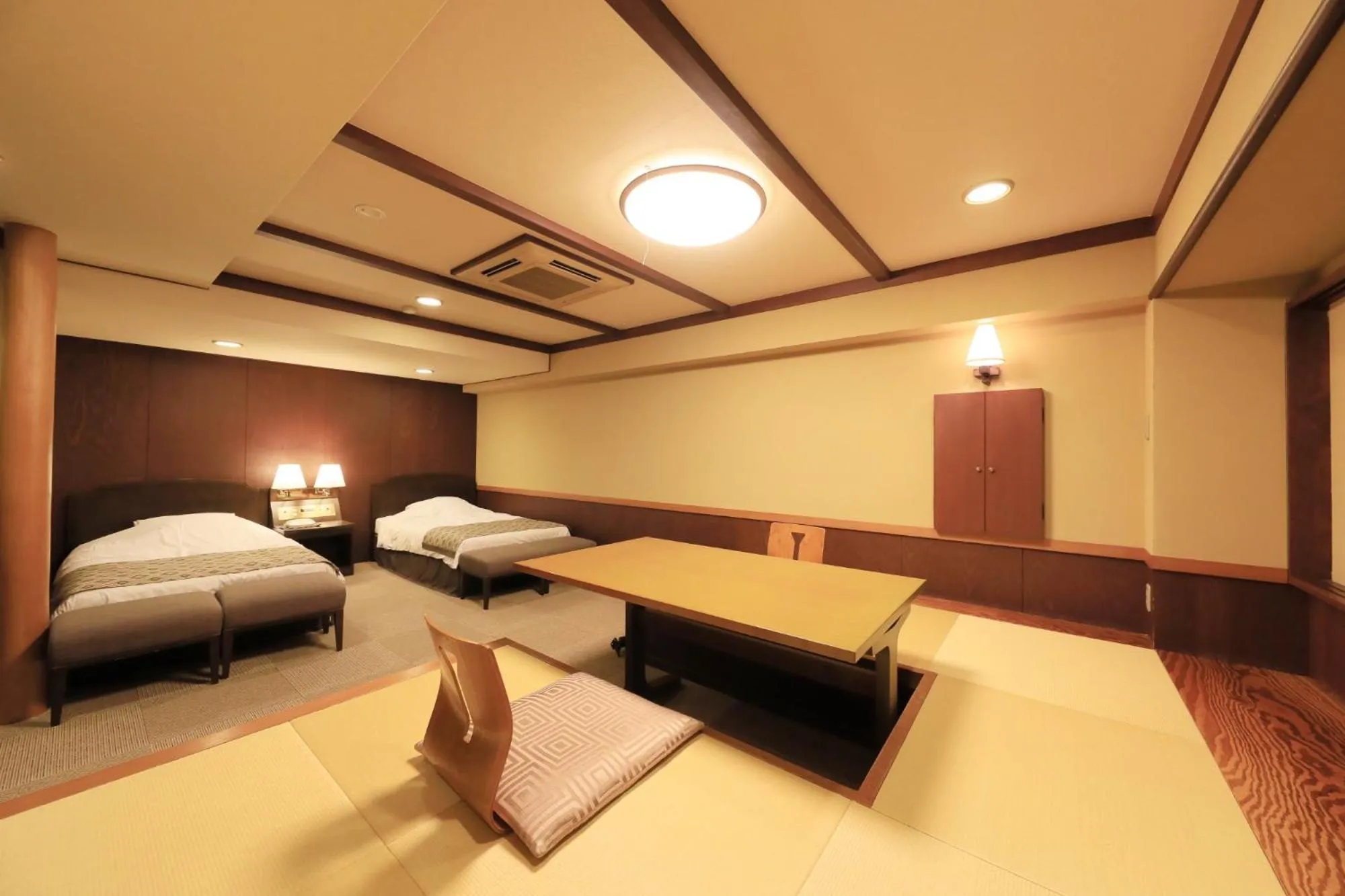 Photo of the whole room, Bed in Fuji Lake Hotel