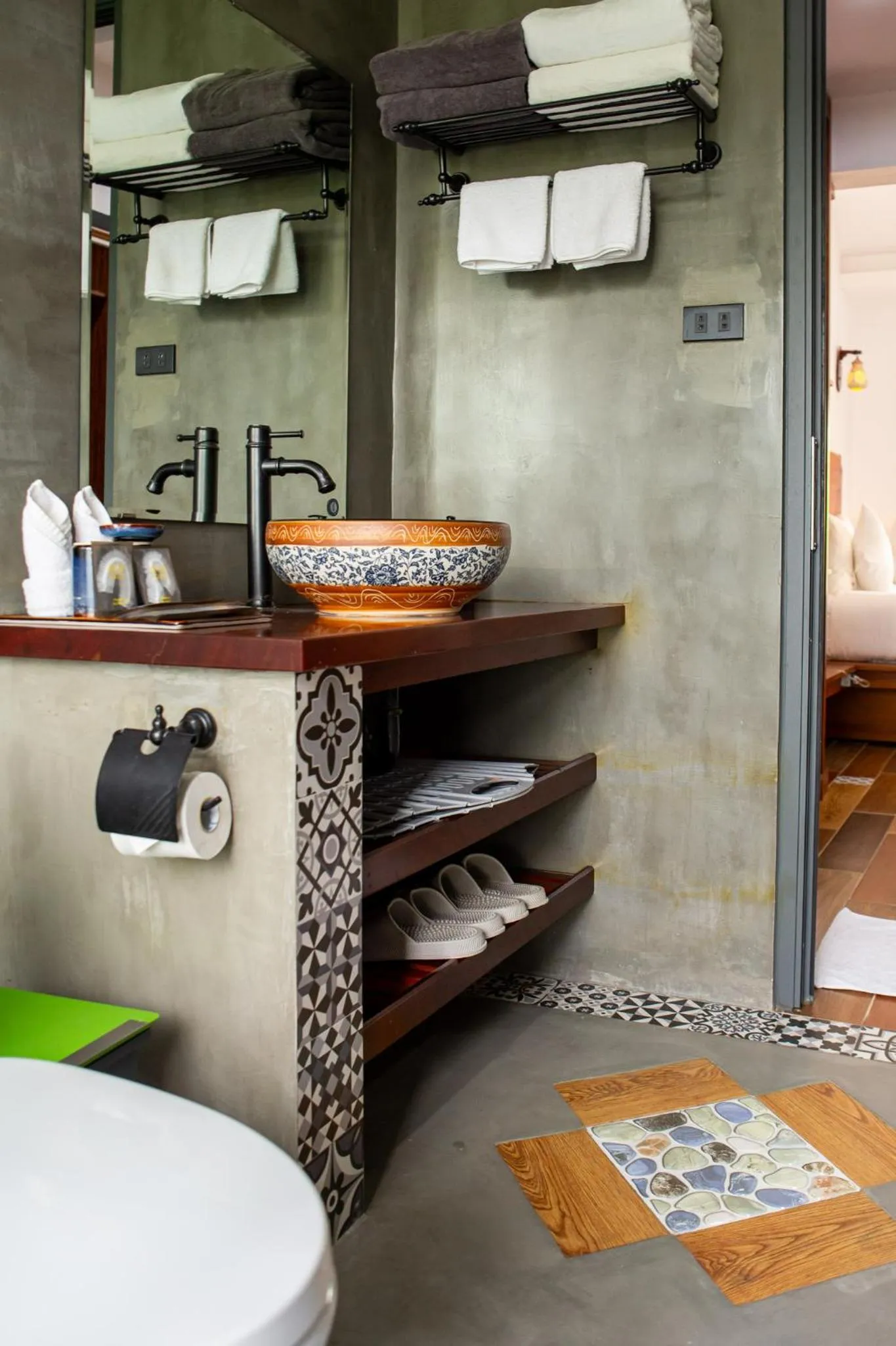 Bathroom in Phong Nha Farmstay