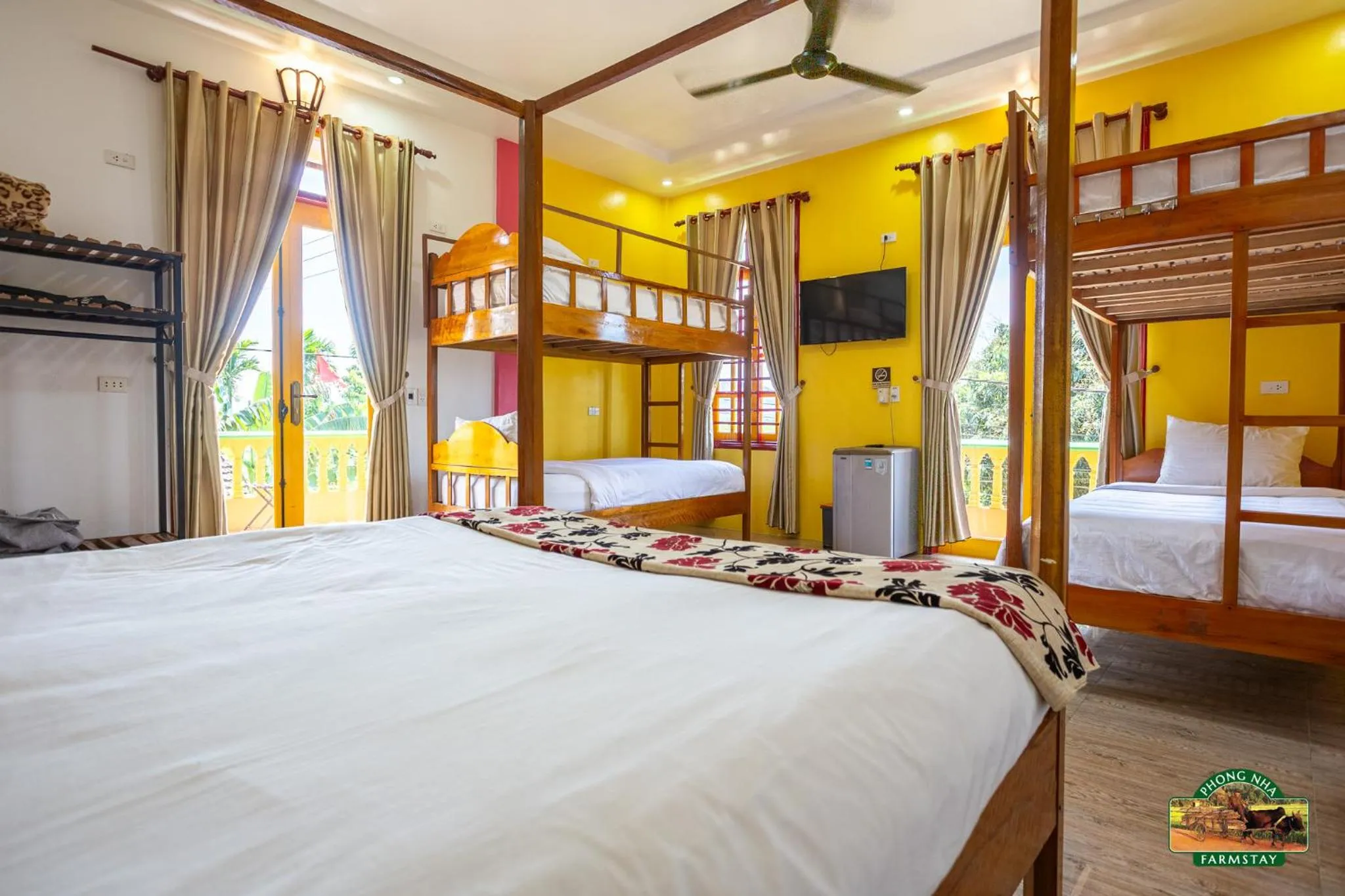 Bed in Phong Nha Farmstay