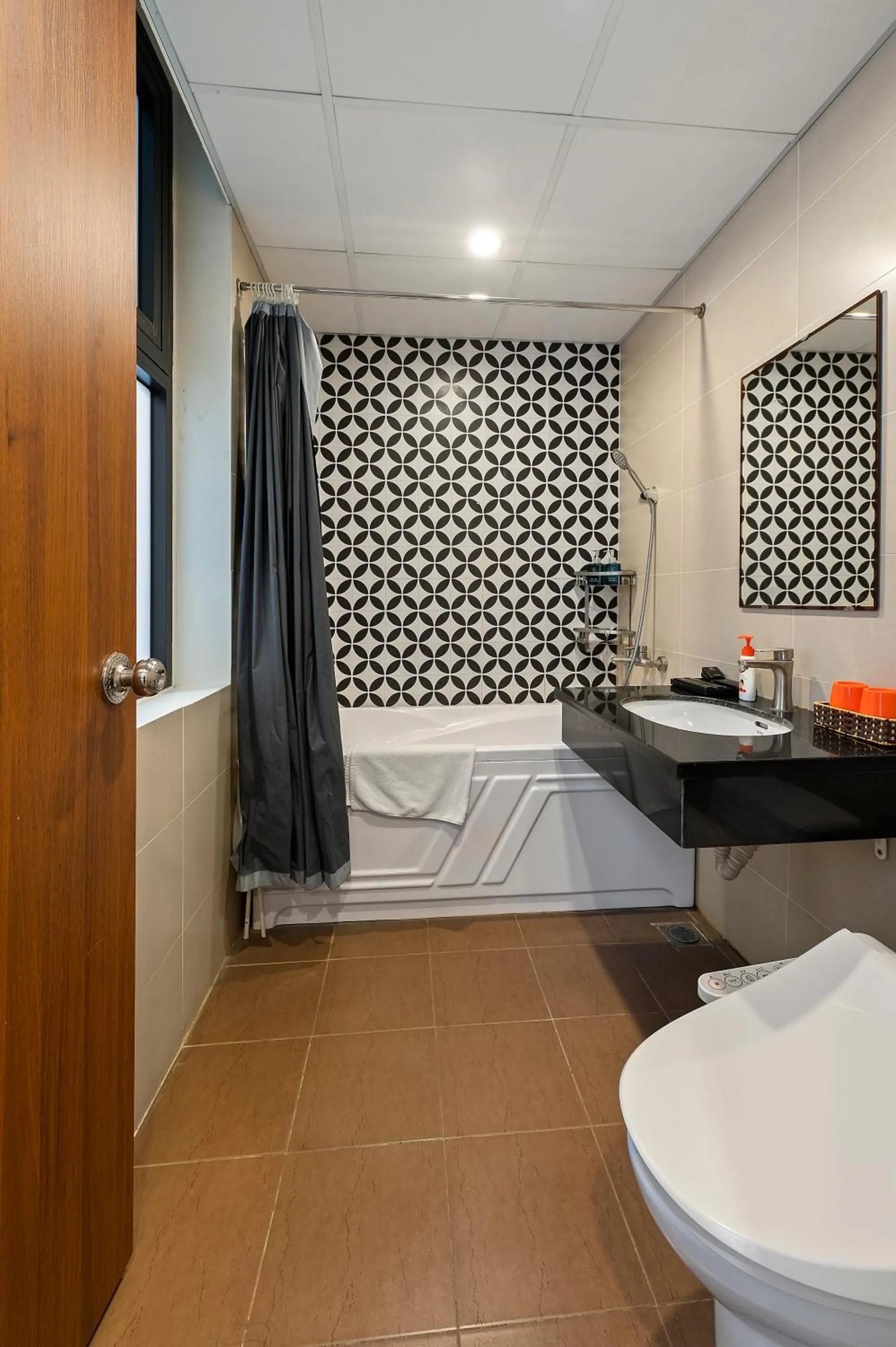 Bathroom, Bed in 22Housing luxury Hotel & Residence 39 Linh Lang