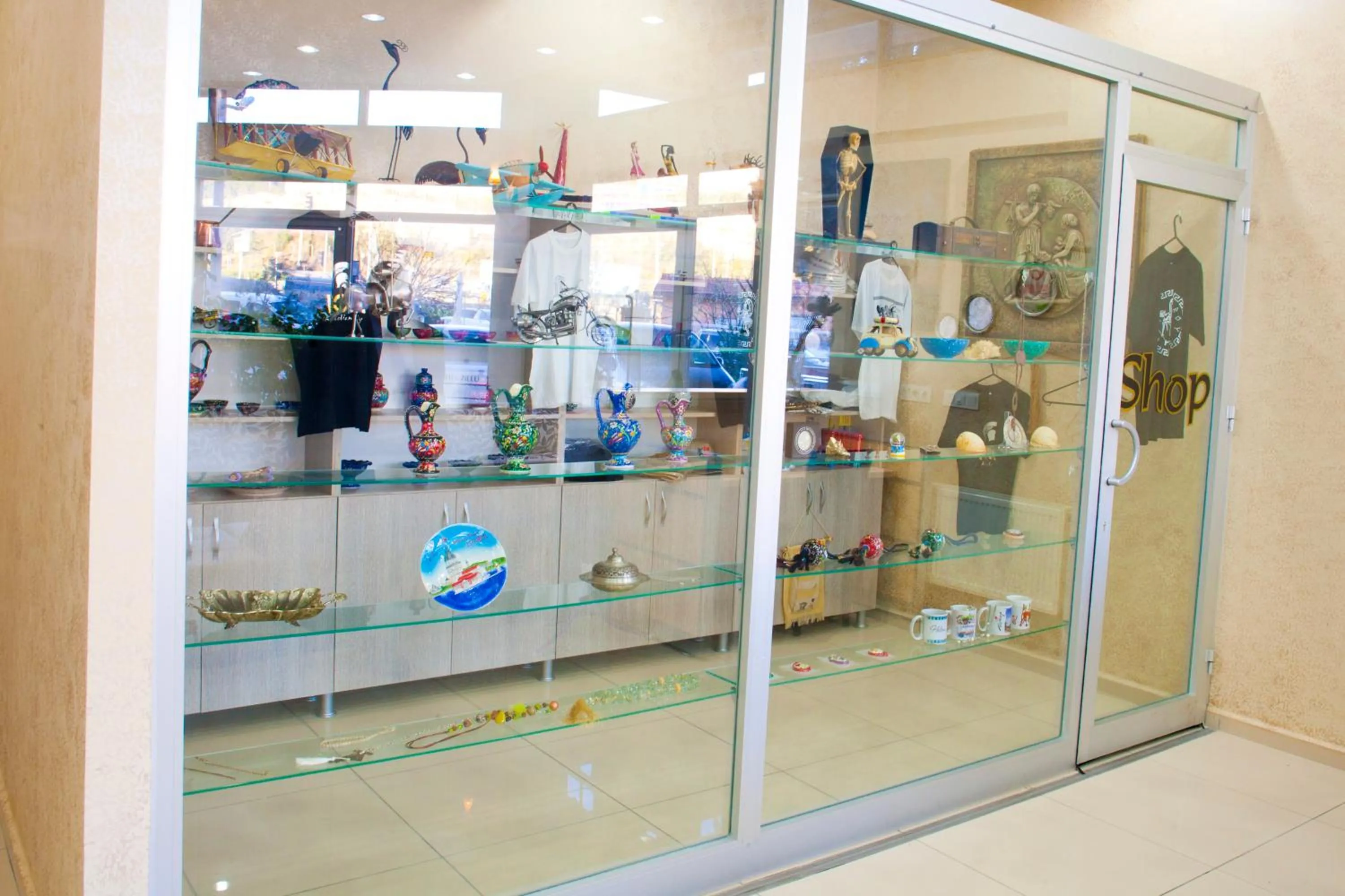 On-site shops in Hotel Zileli