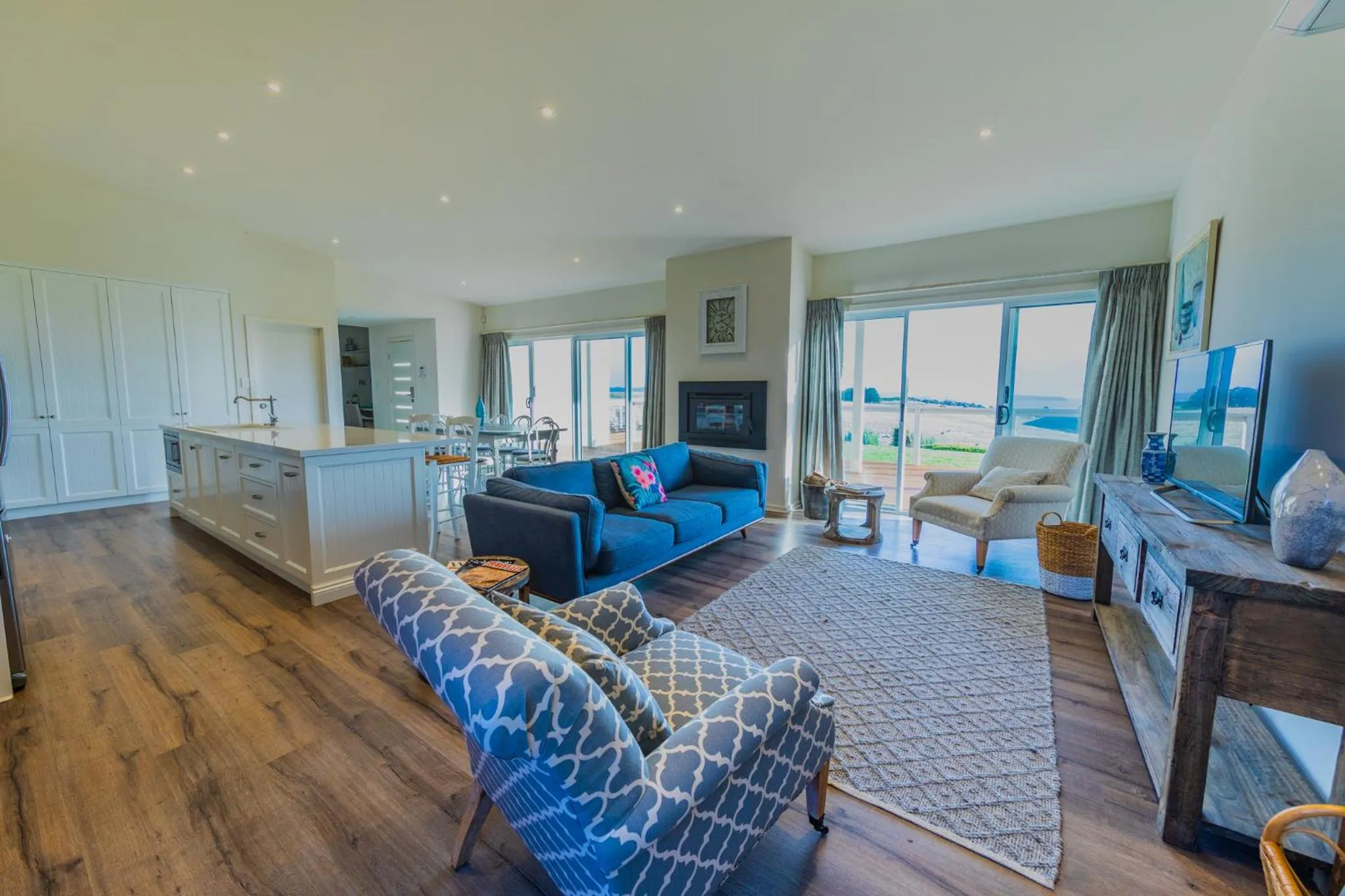 Living room in Coastal Lodge
