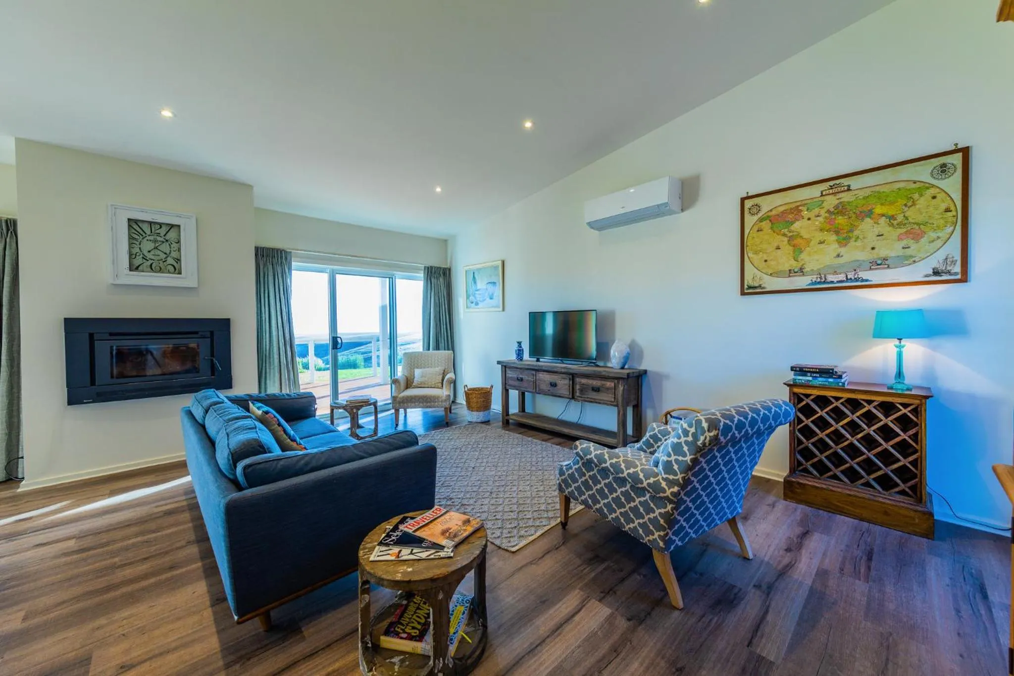 Living room in Coastal Lodge