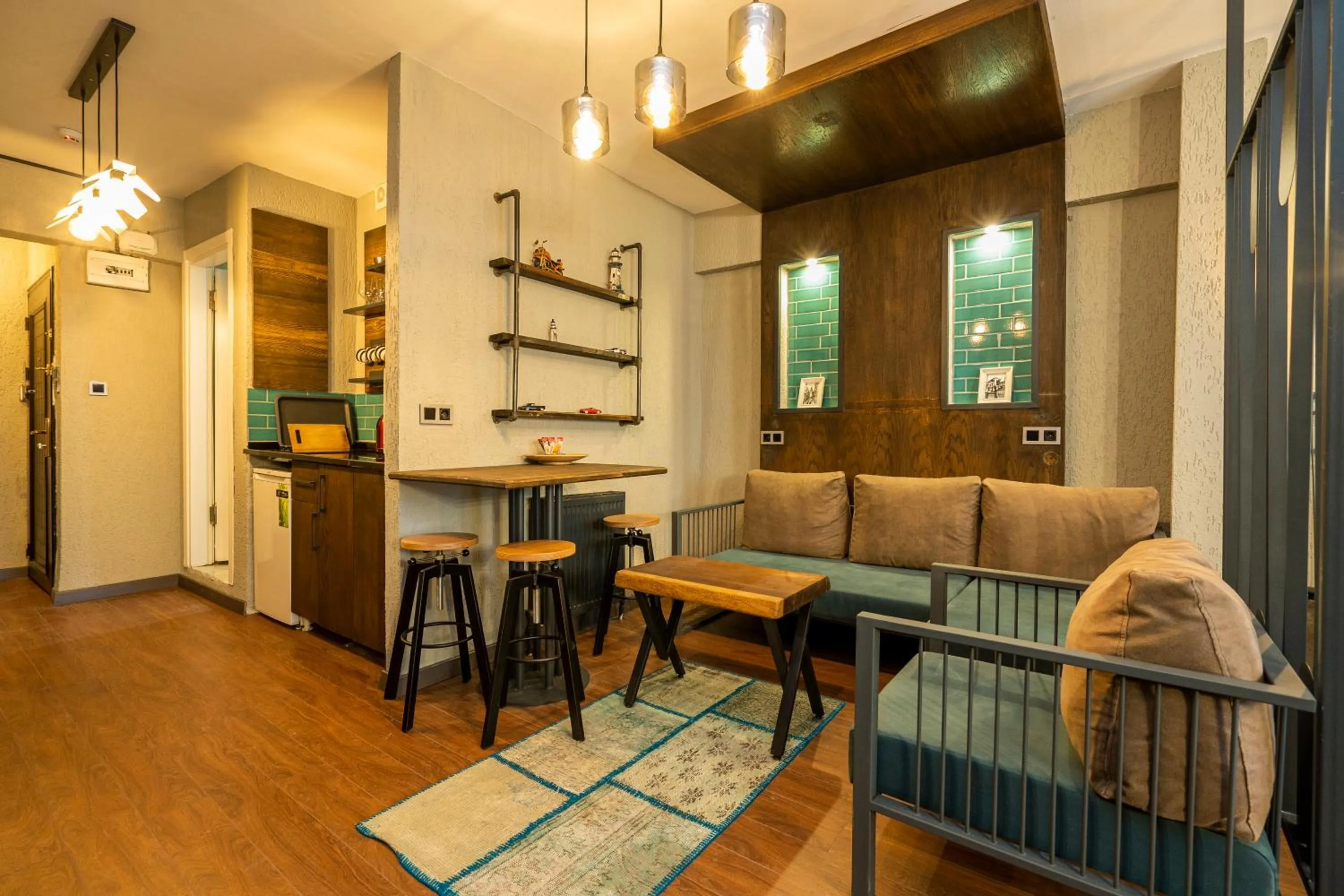 Kitchen or kitchenette in Cube Suites