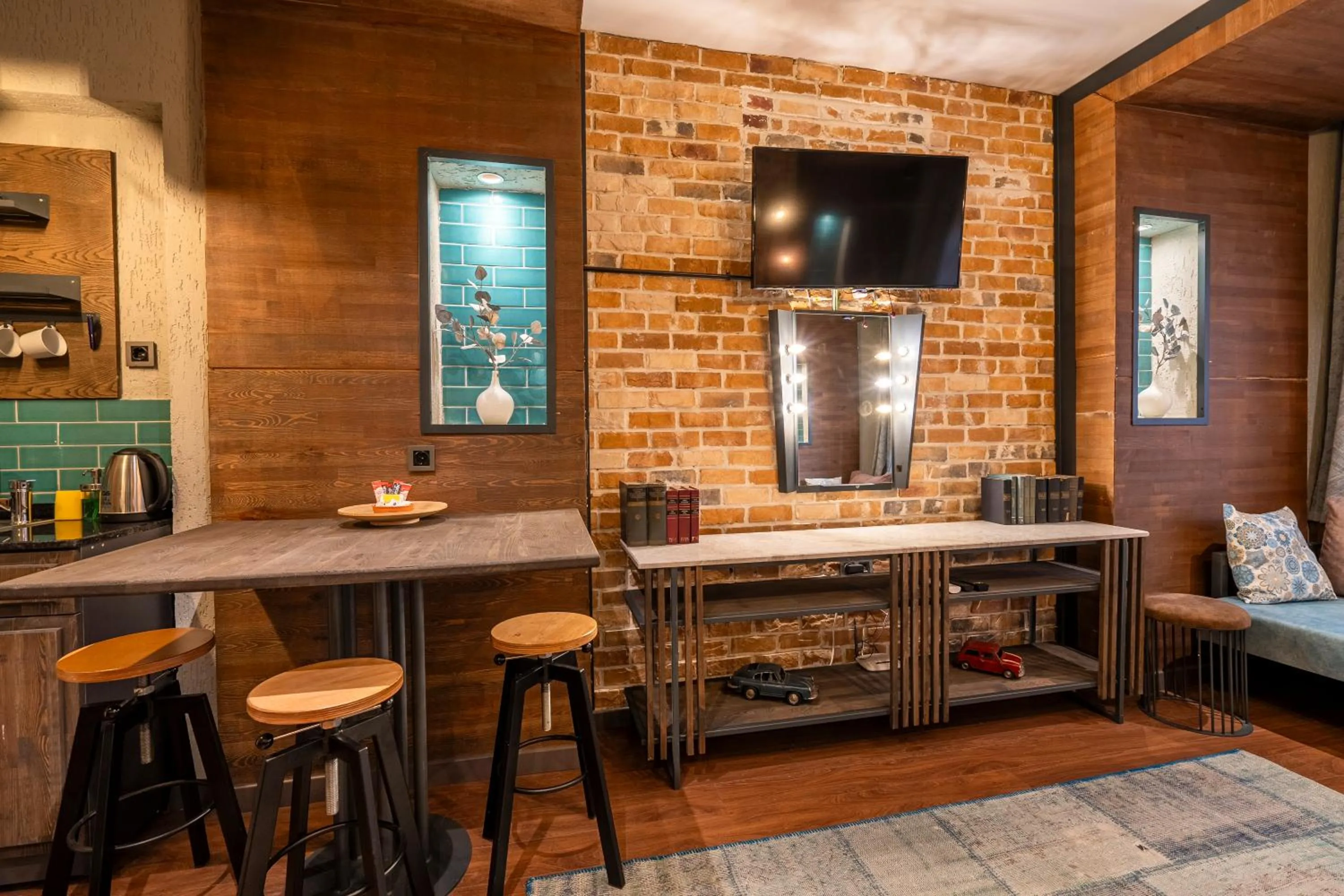 TV and multimedia in Cube Suites